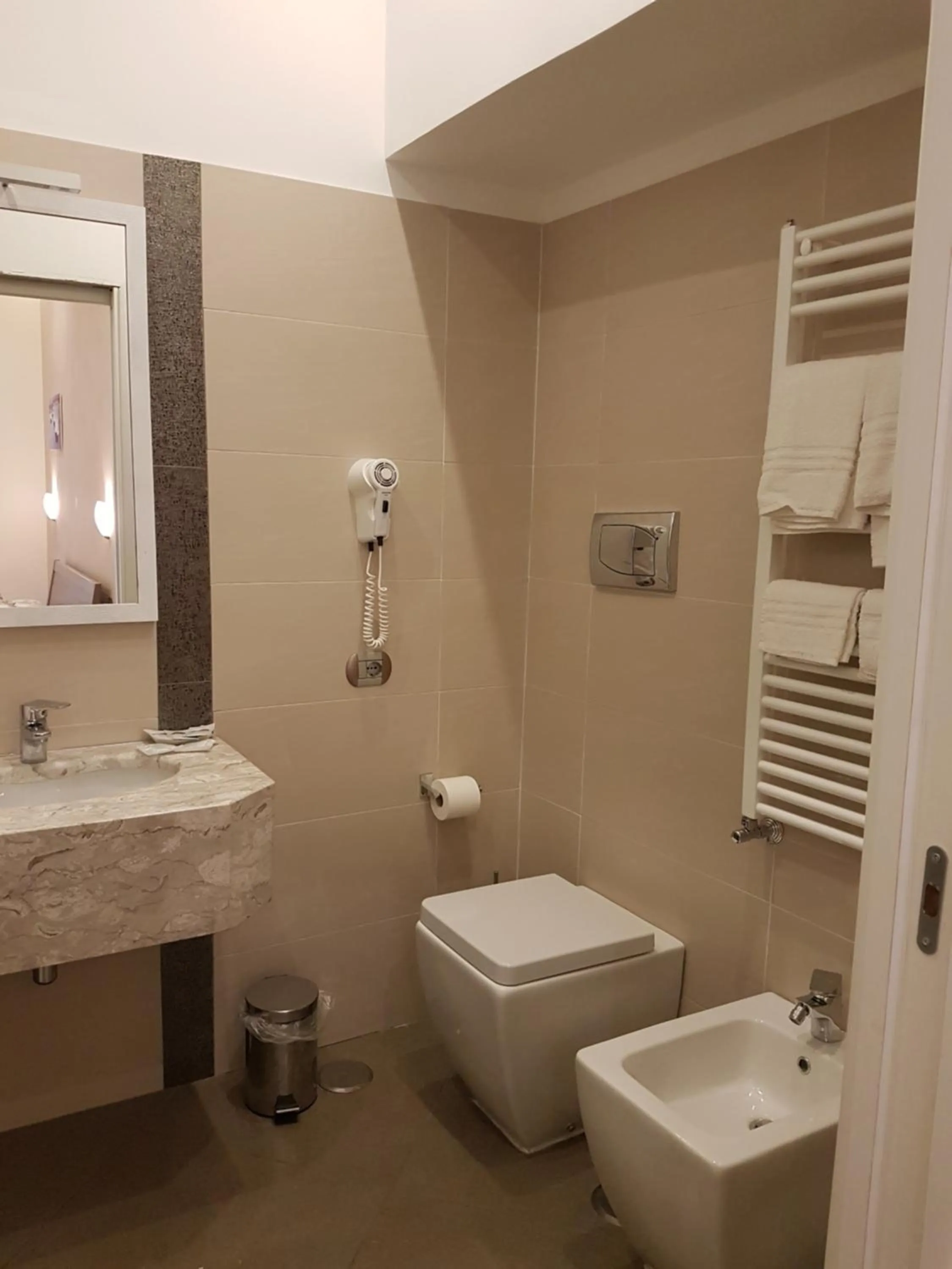 Toilet in Casa Aristide