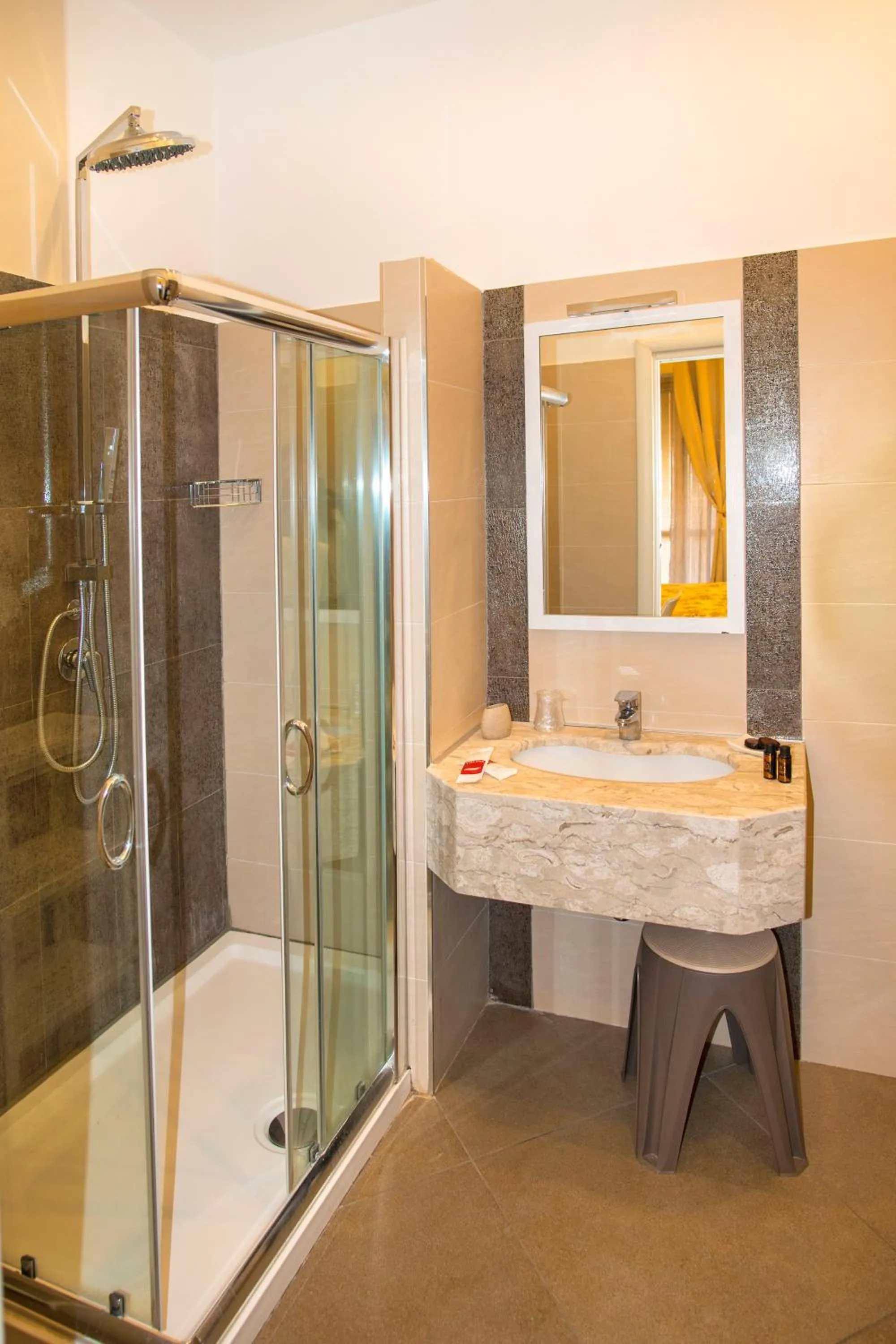 Shower in Casa Aristide