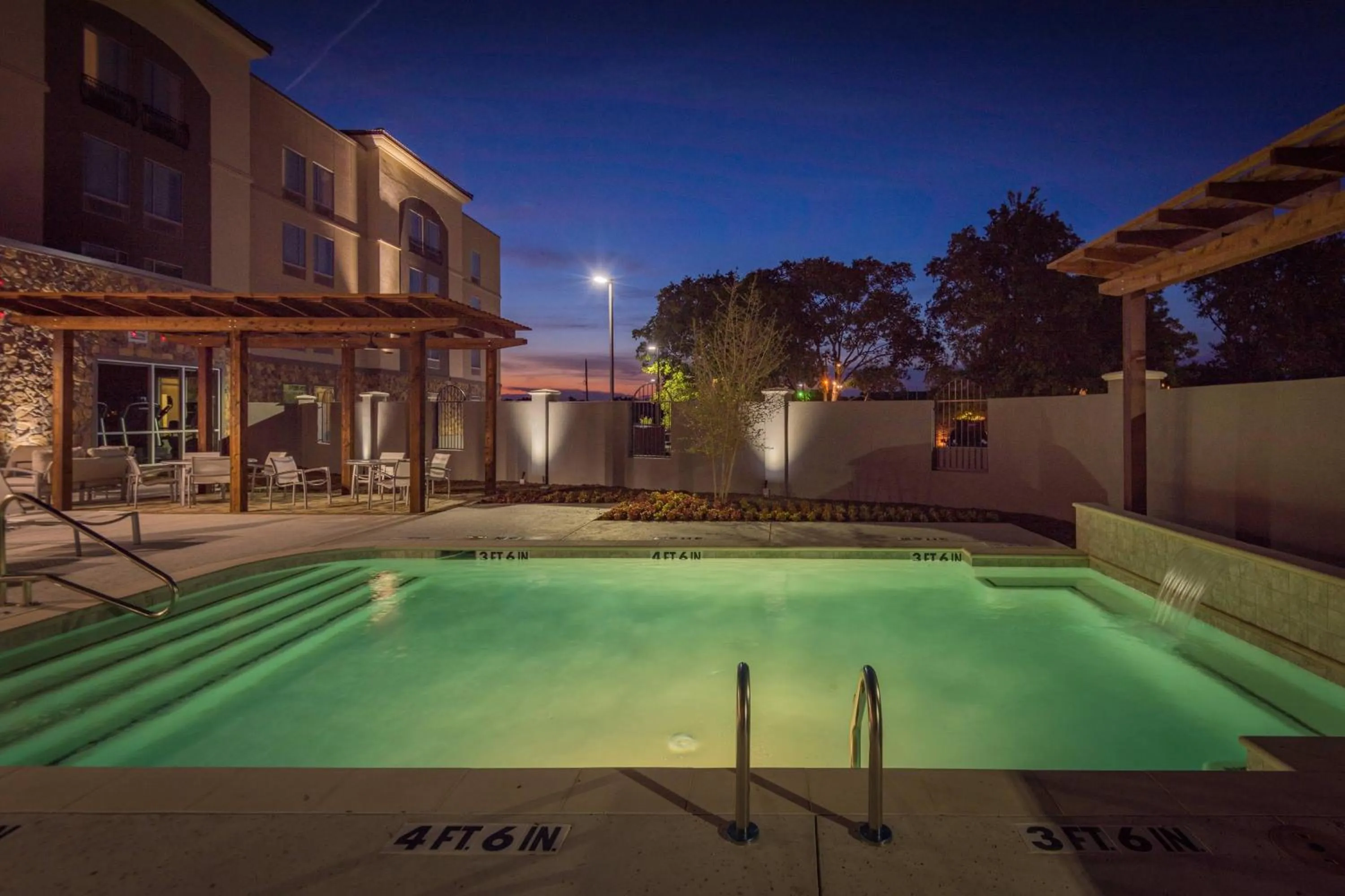 Swimming pool in SpringHill Suites by Marriott Dallas Rockwall