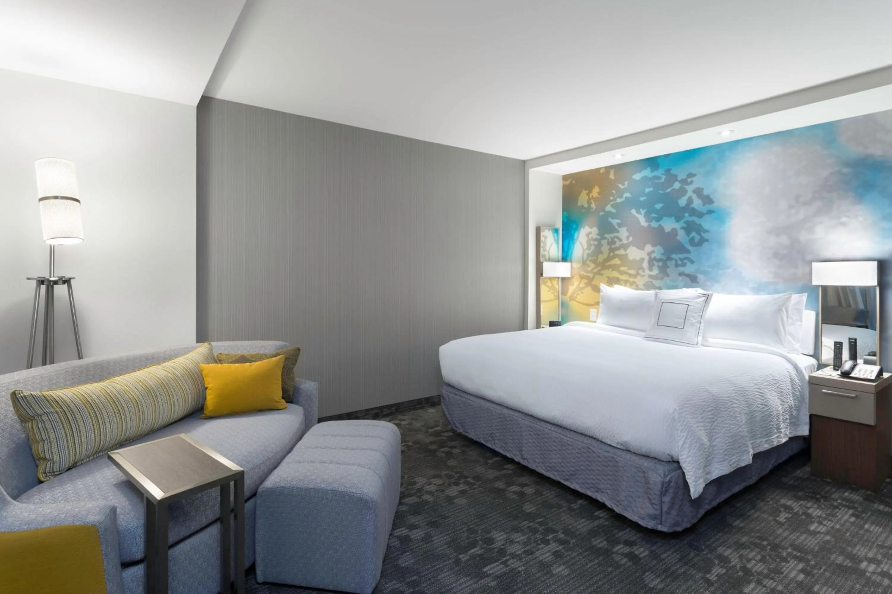 Photo of the whole room, Bed in Courtyard by Marriott Ruston