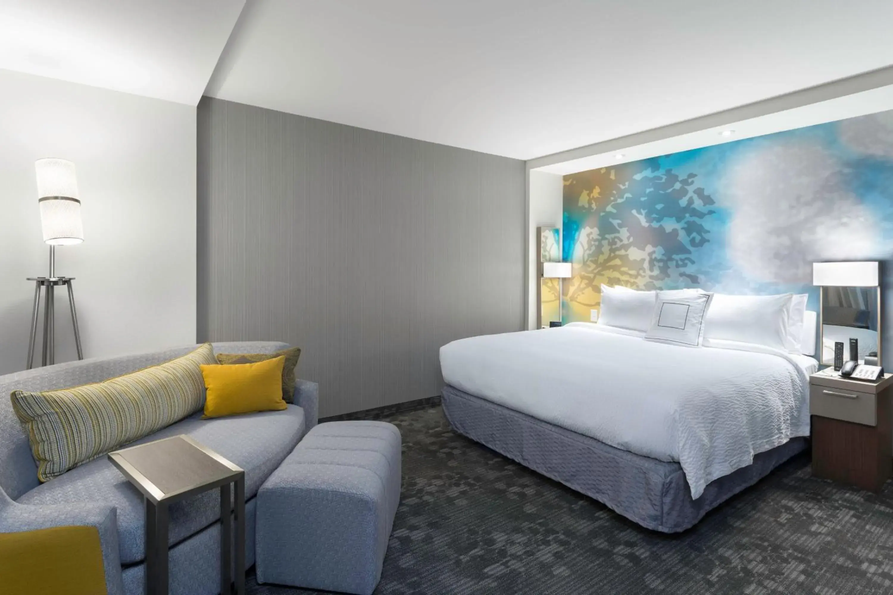 King Room with Sofa Bed in Courtyard by Marriott Ruston King Room with Sofa Bed in Courtyard by Marriott Ruston