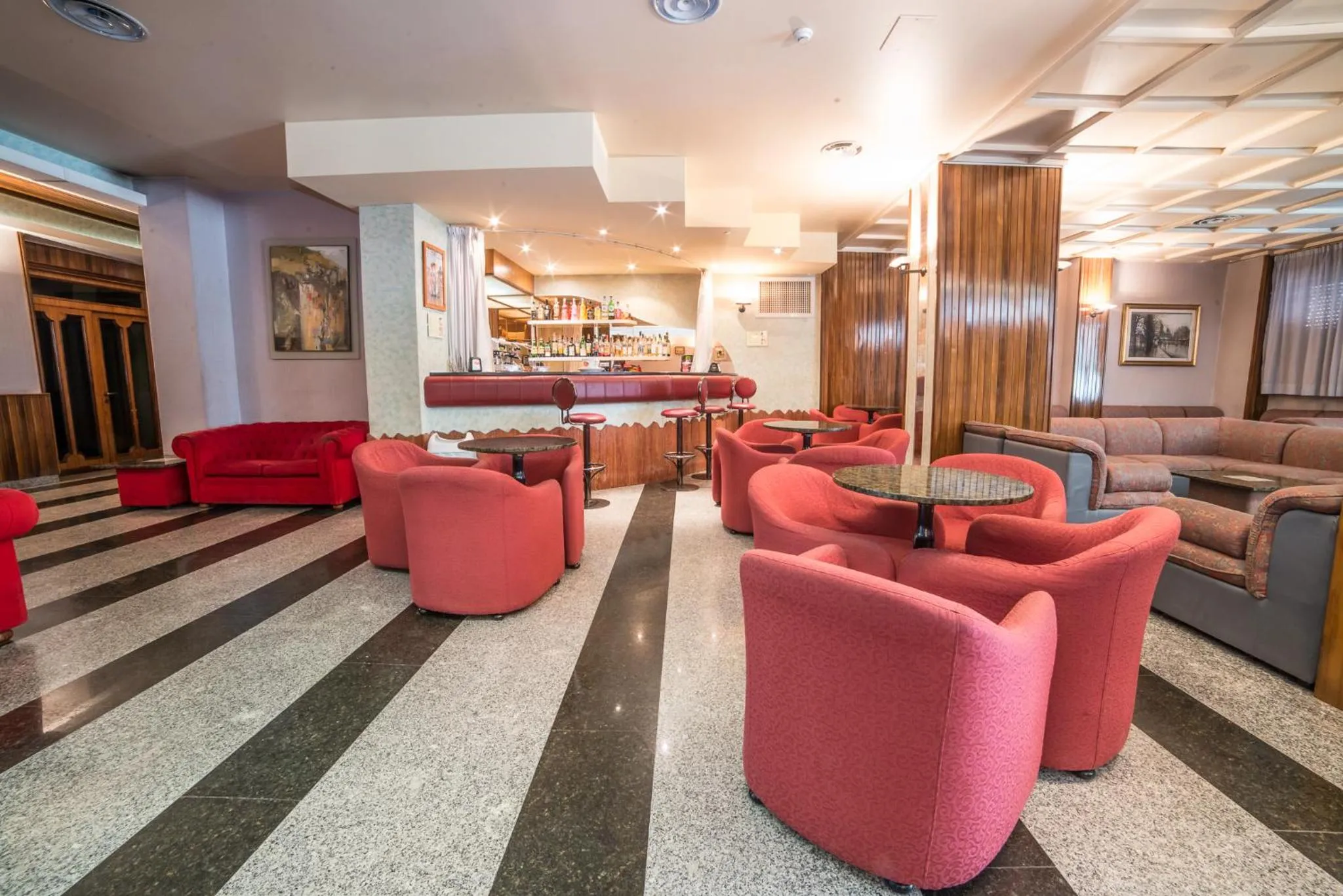 Lounge or bar in Grand Hotel Europa Rivisondoli Centro