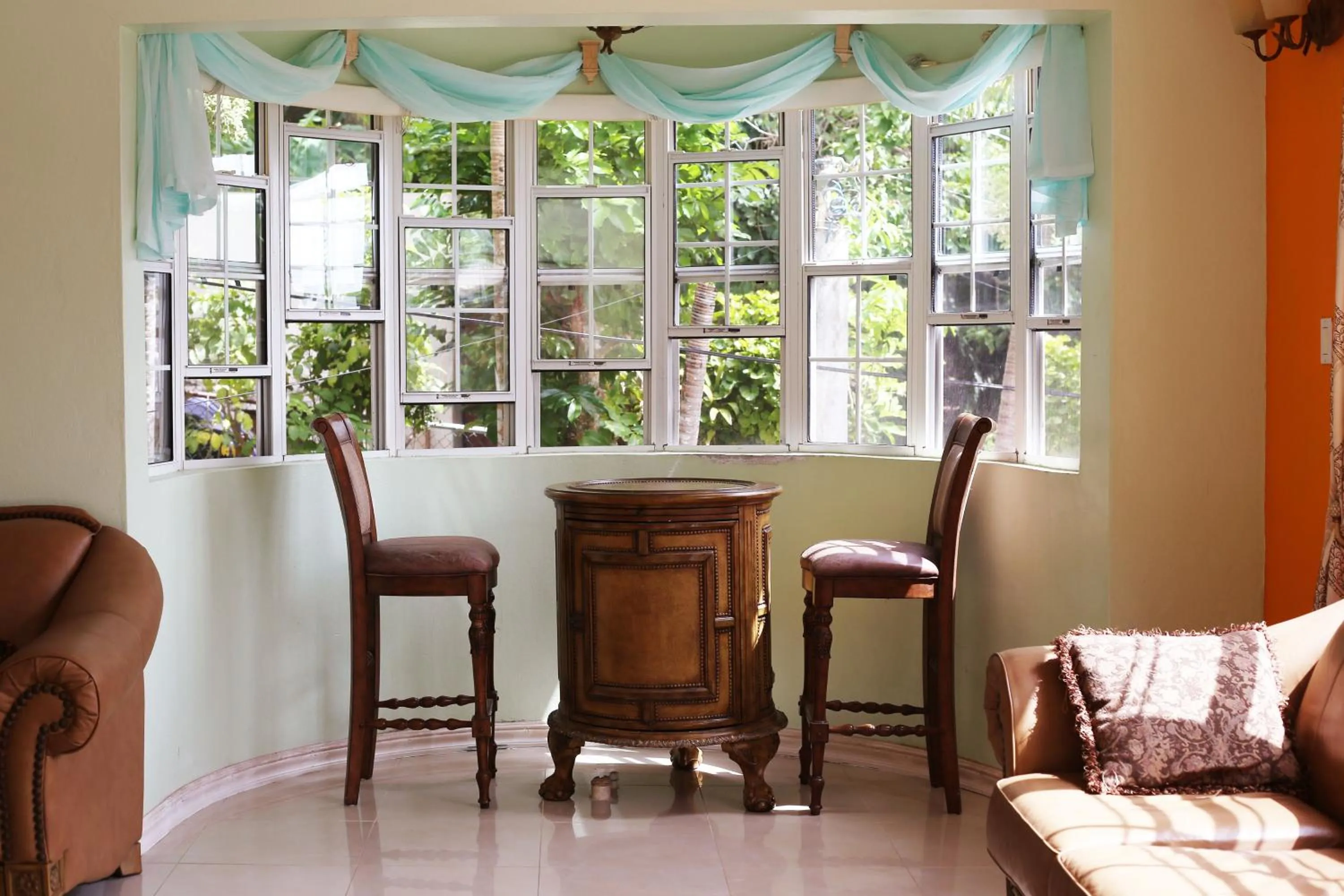 Coffee/tea facilities in All Nations Guest House