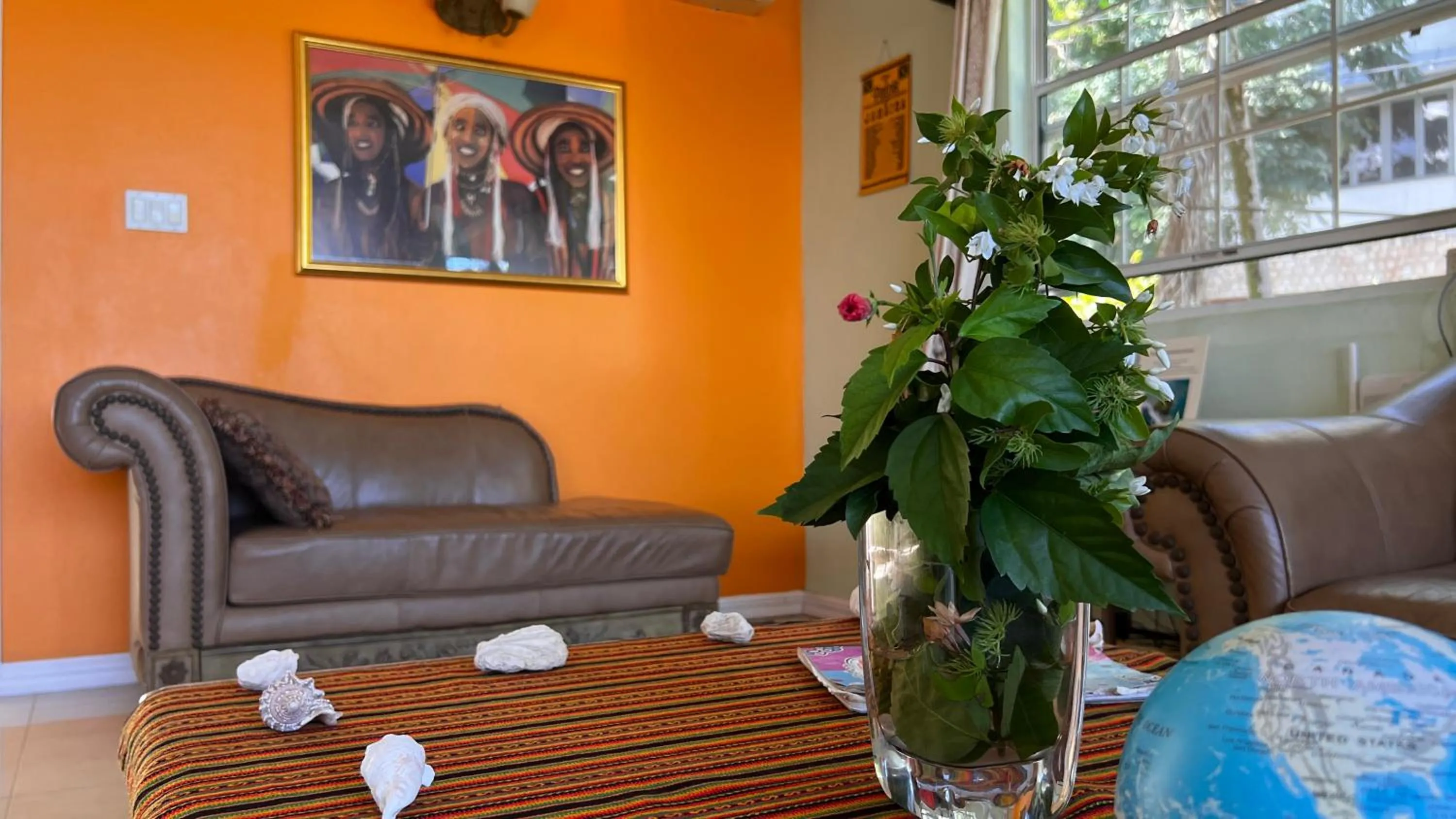 Living room in All Nations Guest House