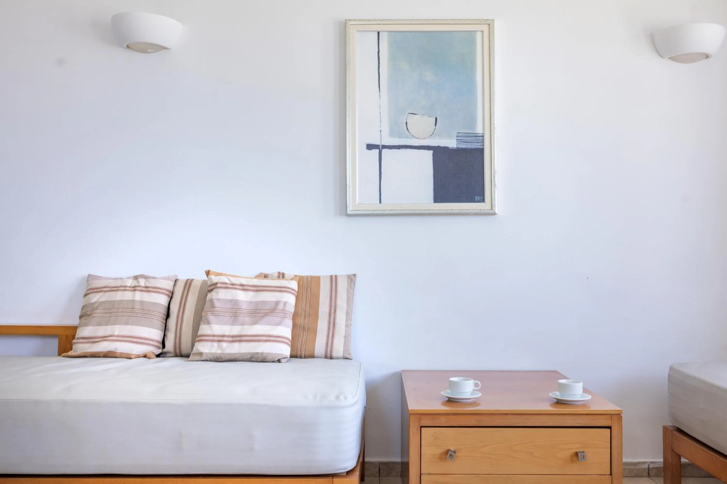 Bed in Louis Althea Beach