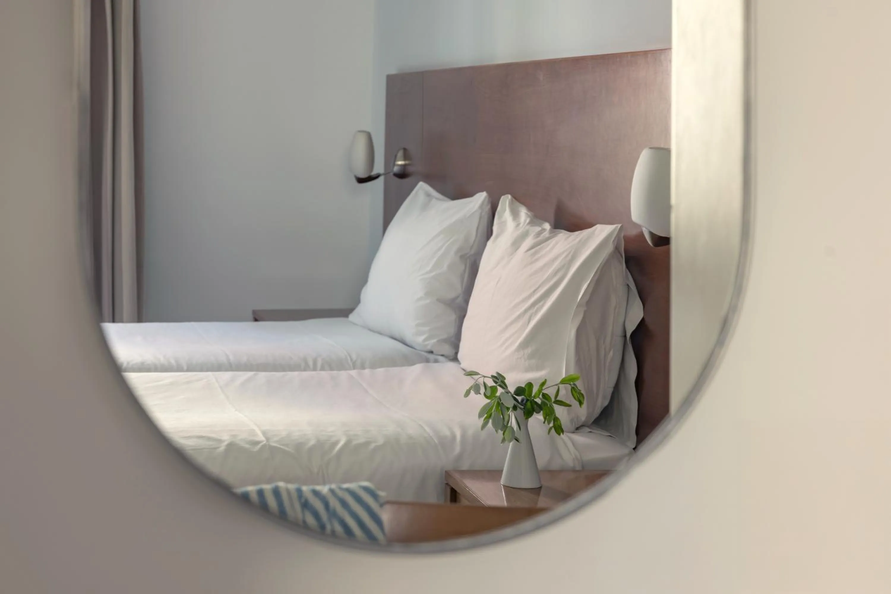 Bed in Louis Althea Beach