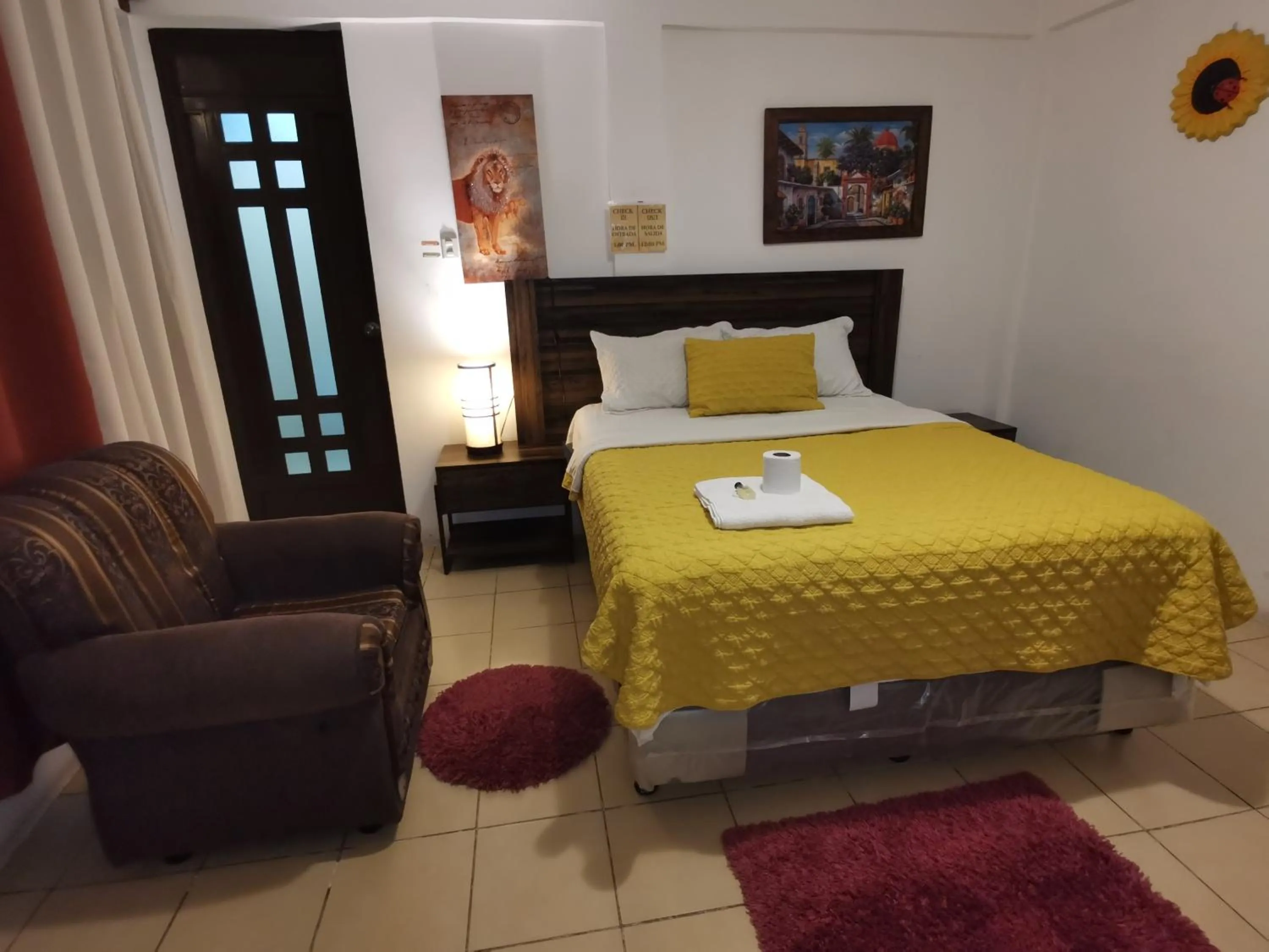 Bed in Pescador Hotel PH