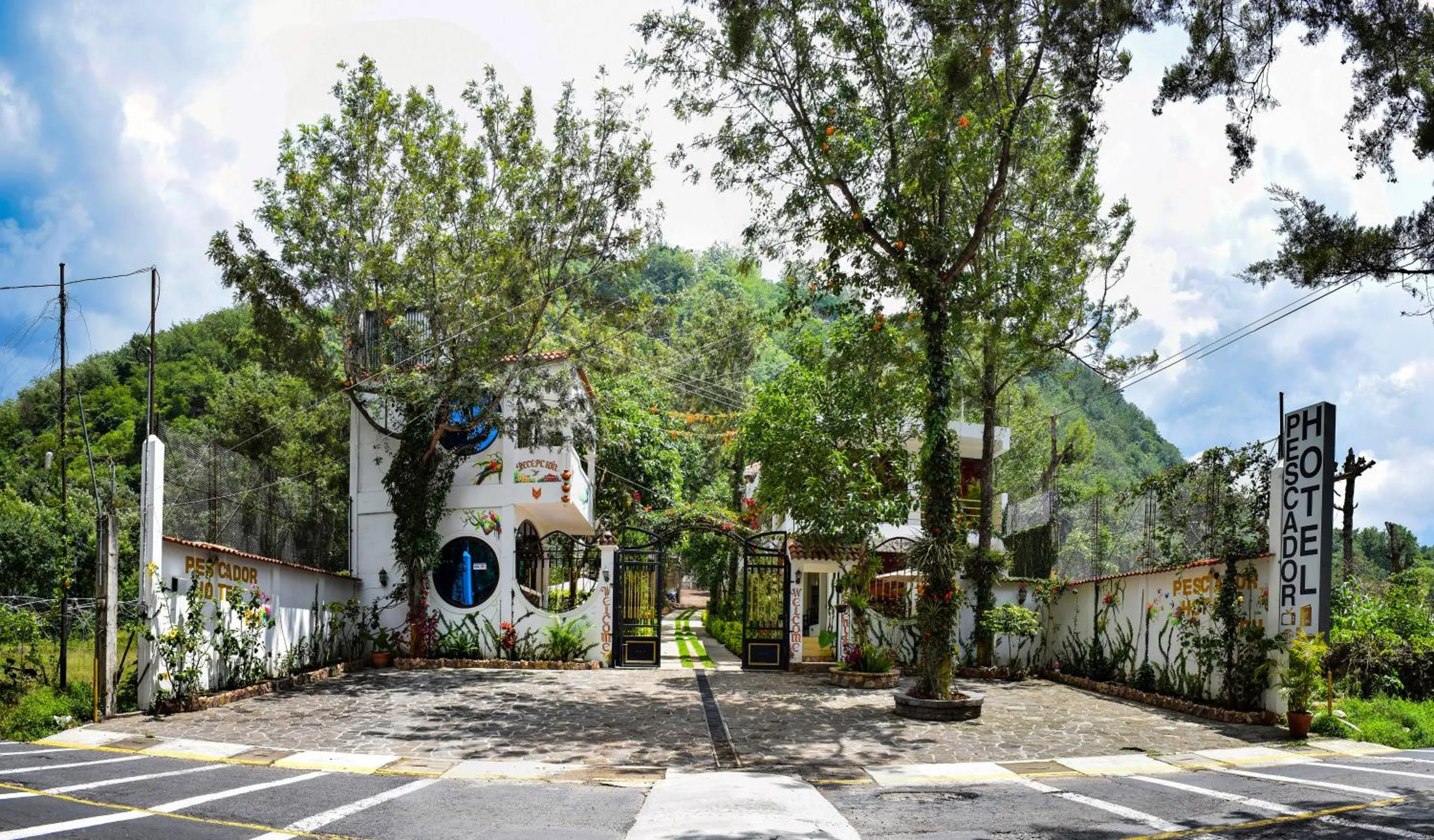 Property building in Pescador Hotel PH