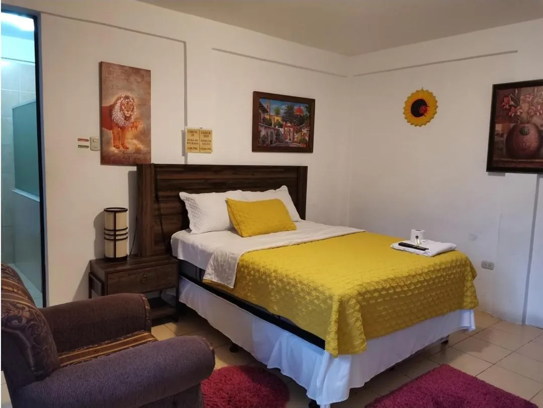 Bed in Pescador Hotel PH