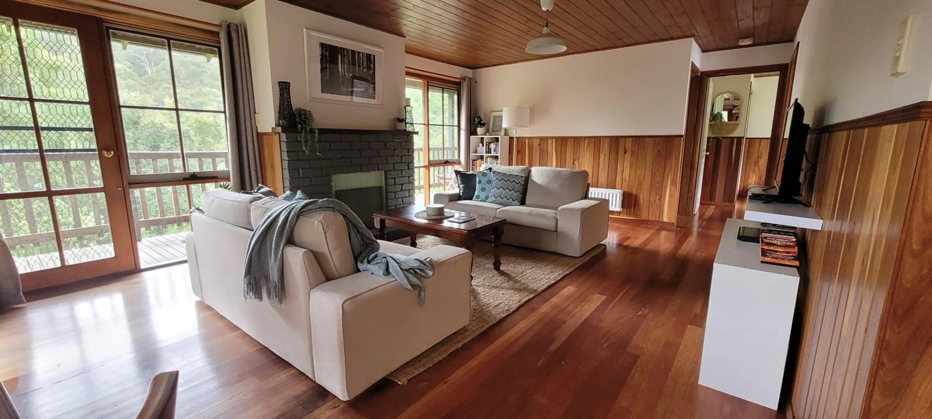 Living room in Tall Trees Eco Retreat - Blackwood Cottage