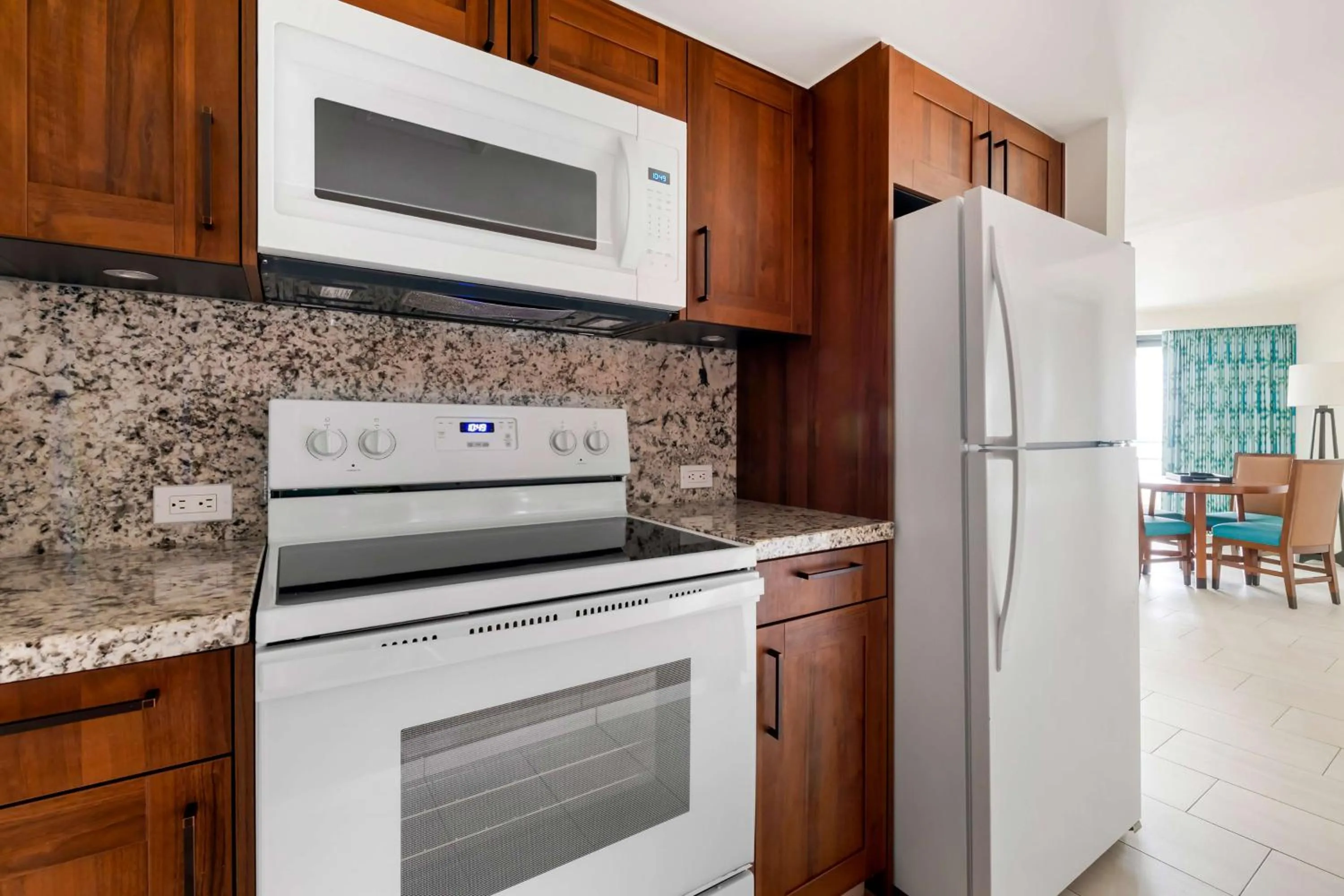 Kitchen or kitchenette in Hilton Vacation Club Royal Palm St Maarten