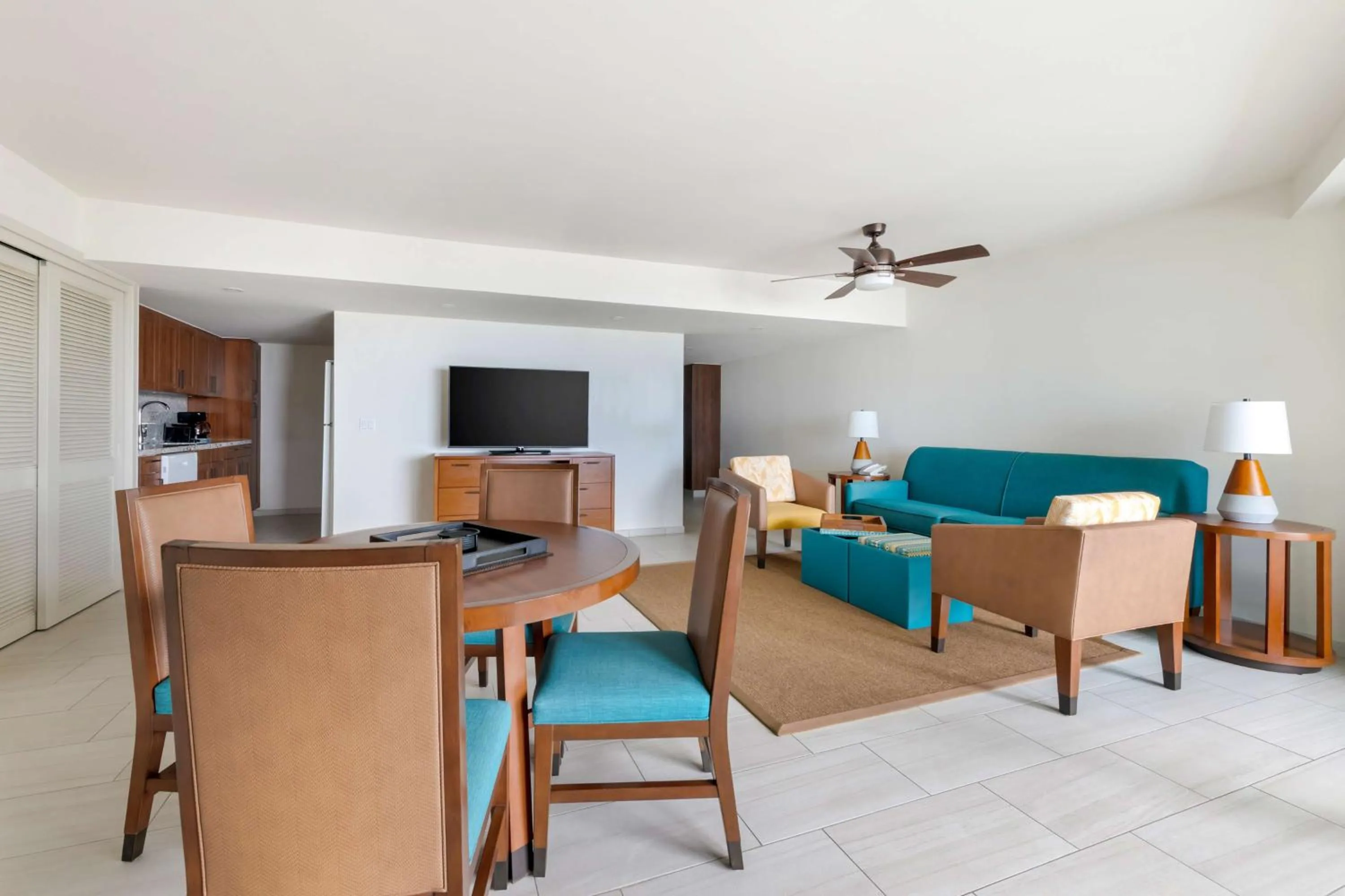 TV and multimedia in Hilton Vacation Club Royal Palm St Maarten