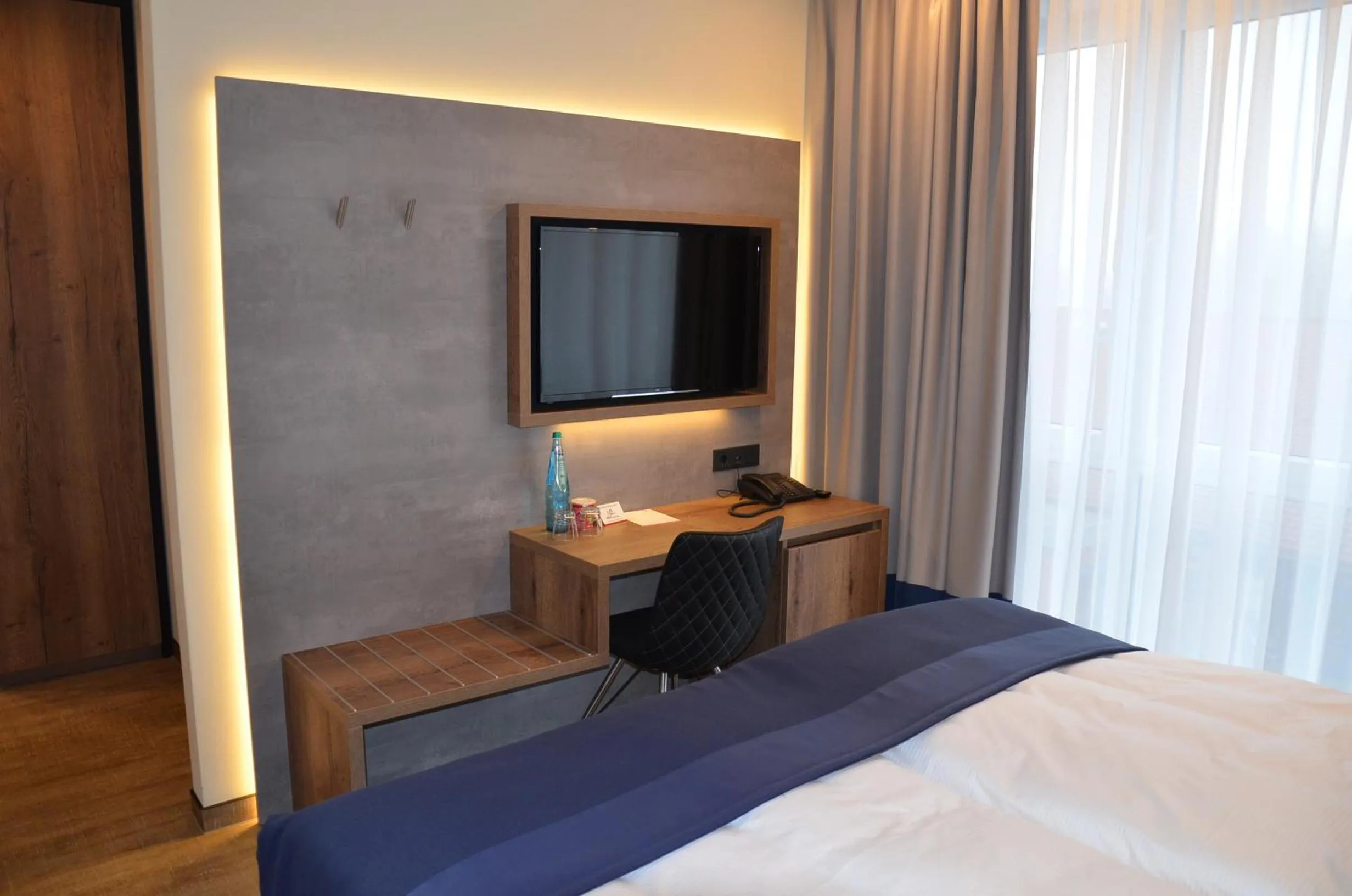 Bedroom, Bed in SKY Hotel Cloppenburg