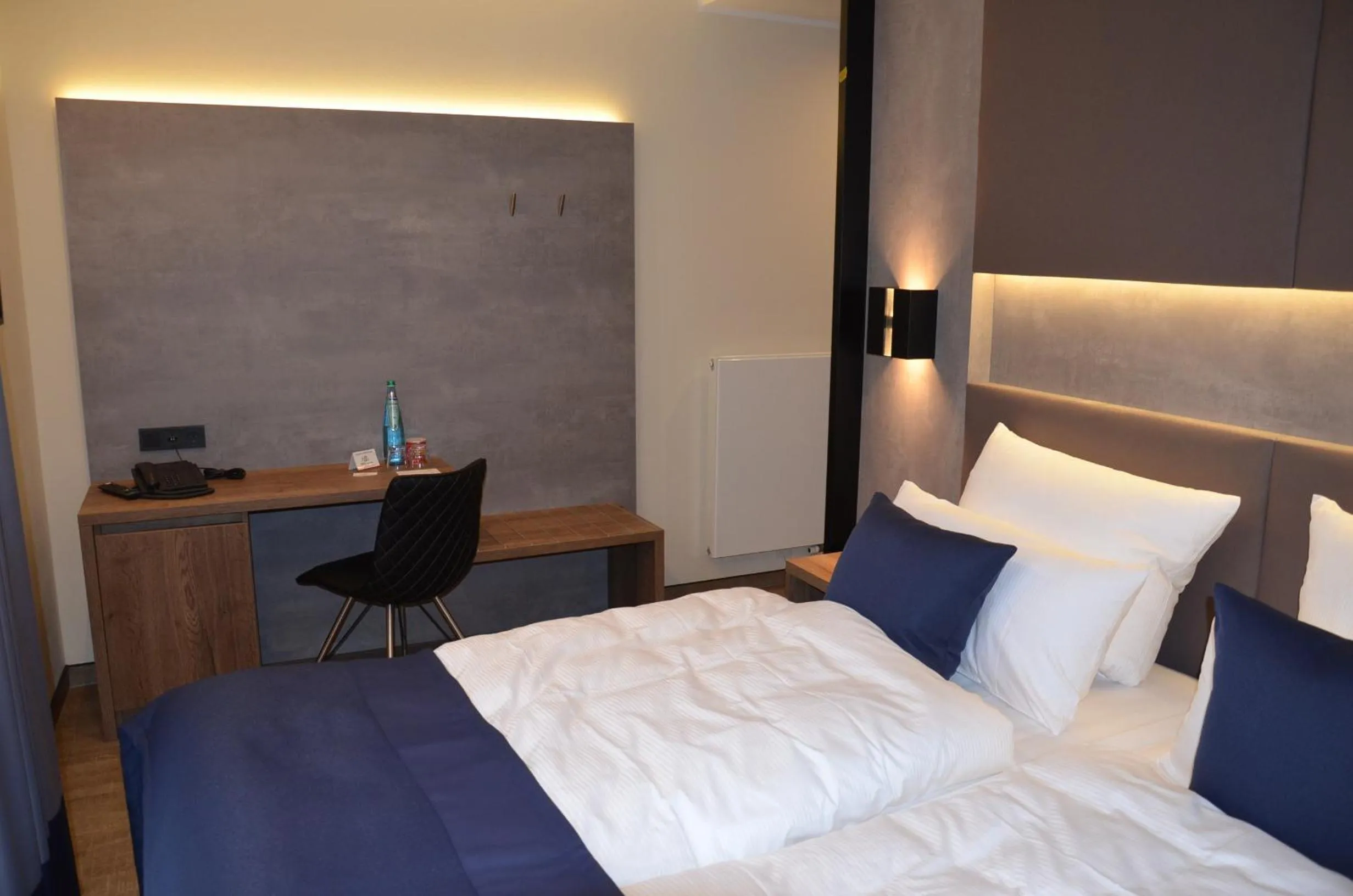 Bedroom, Bed in SKY Hotel Cloppenburg
