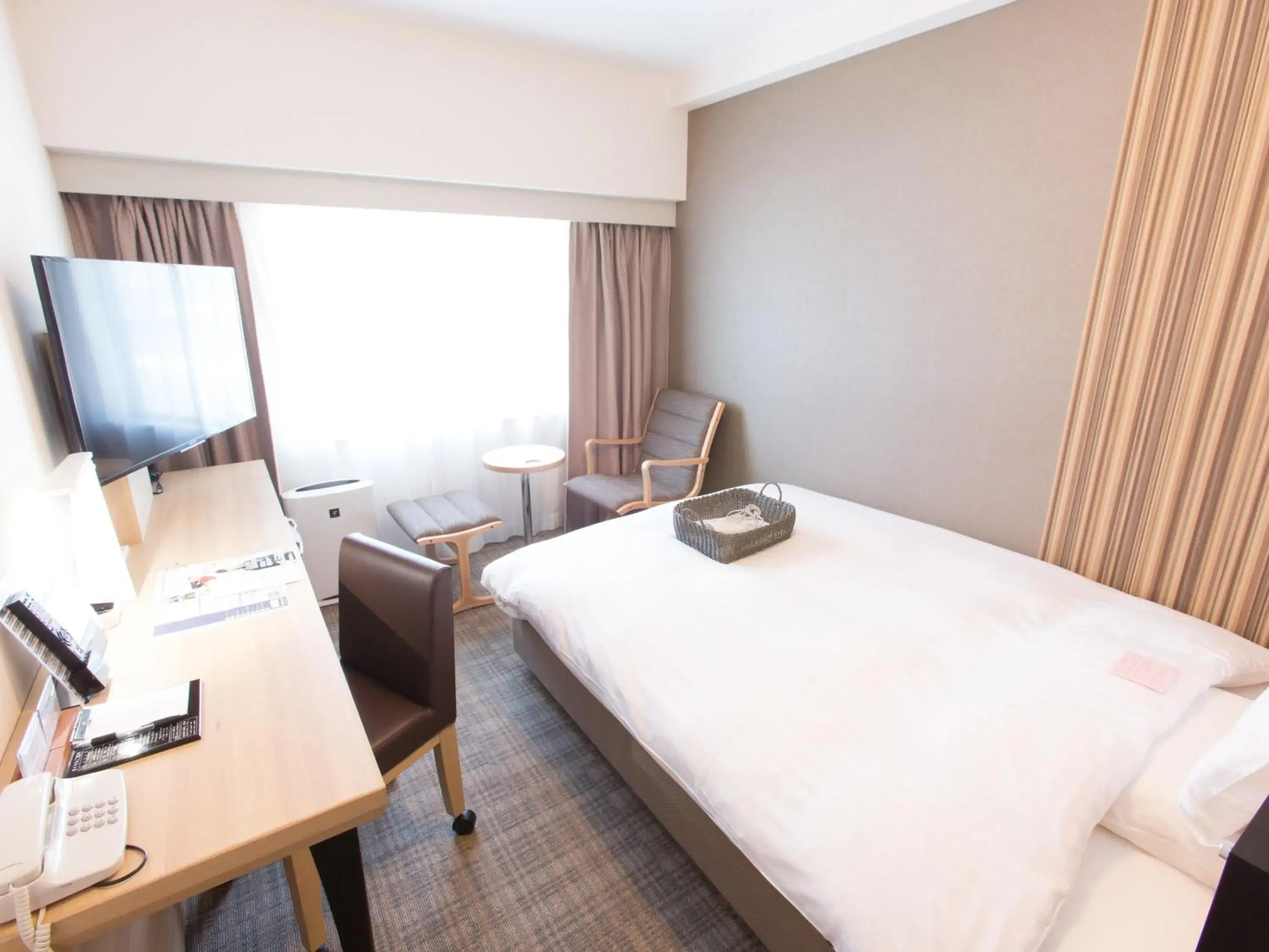 Standard Double Room - single occupancy - Non-Smoking in Toyama Chitetsu Hotel Standard Double Room - single occupancy - Non-Smoking in Toyama Chitetsu Hotel