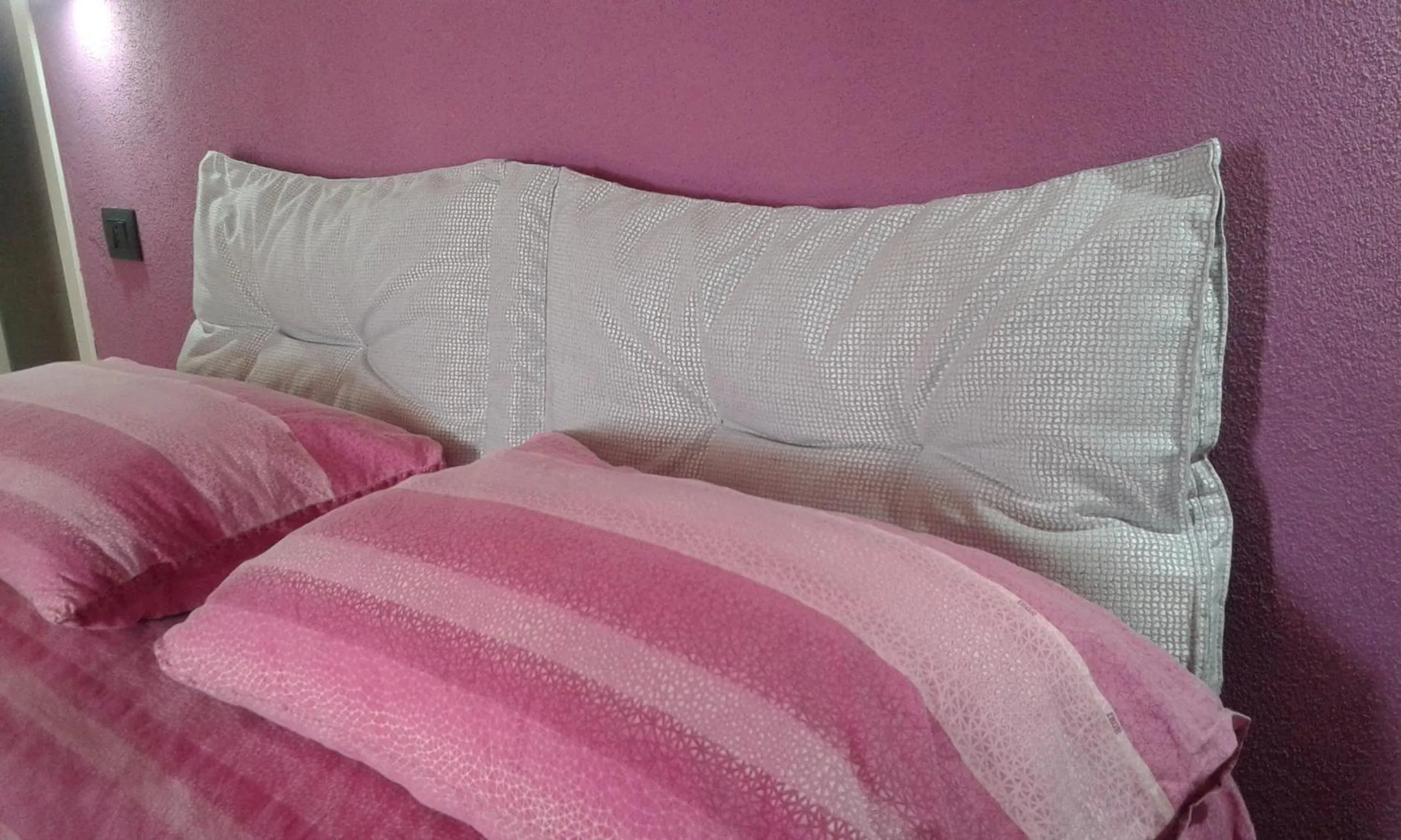 Bed in Alma Bed & Breakfast