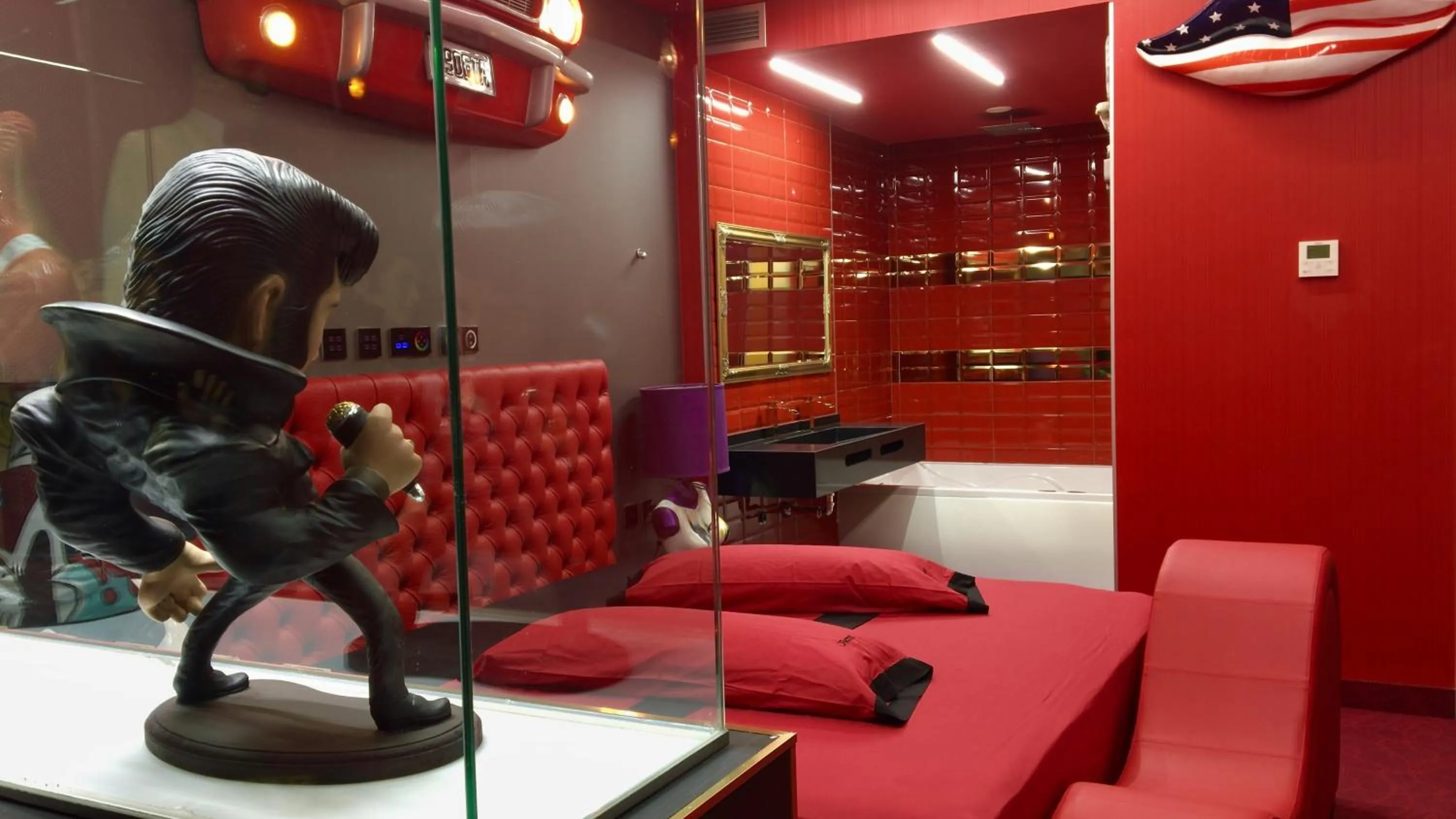 Bed in Motel Venus Madrid Norte