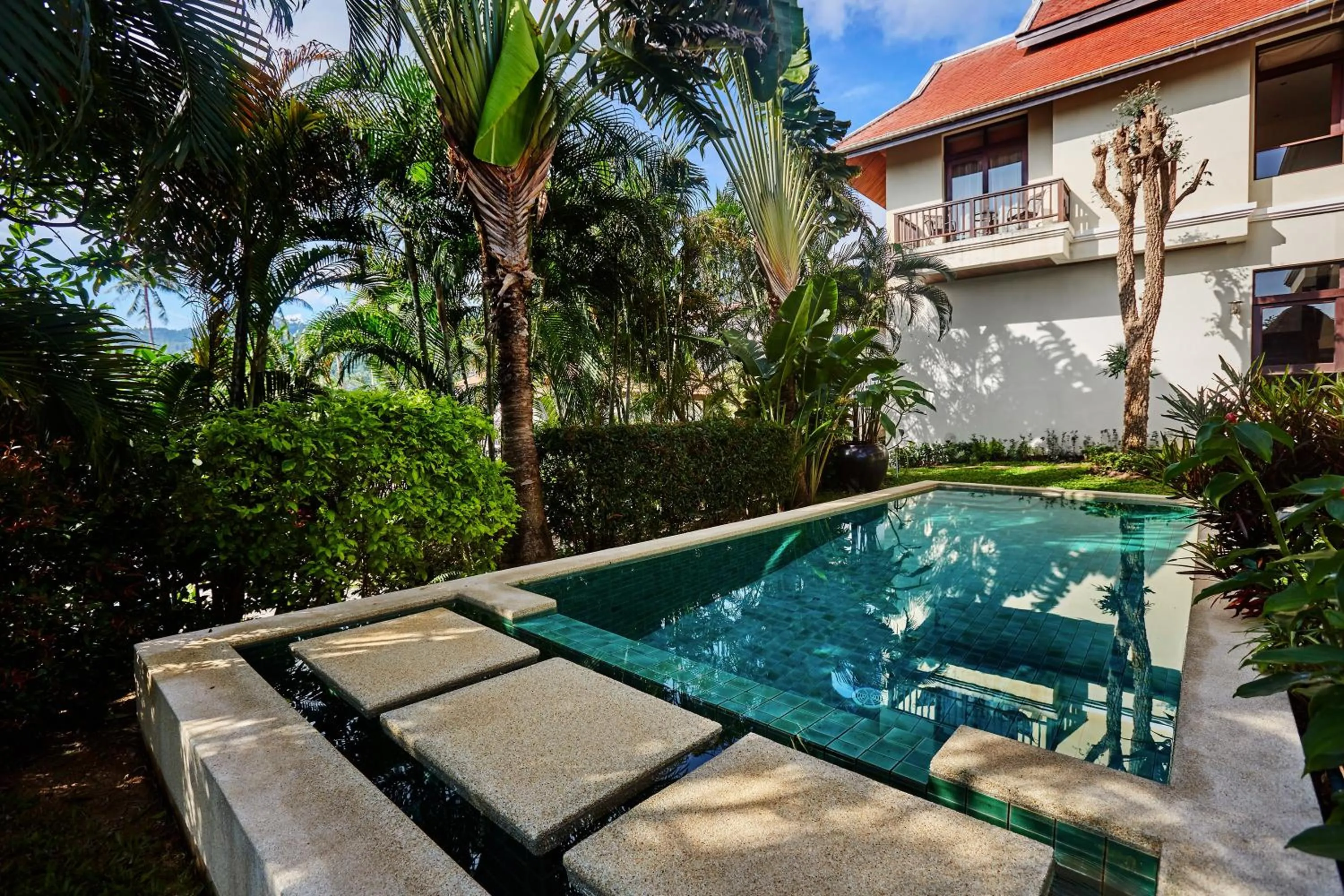 Garden in NB Villa Lilawadee