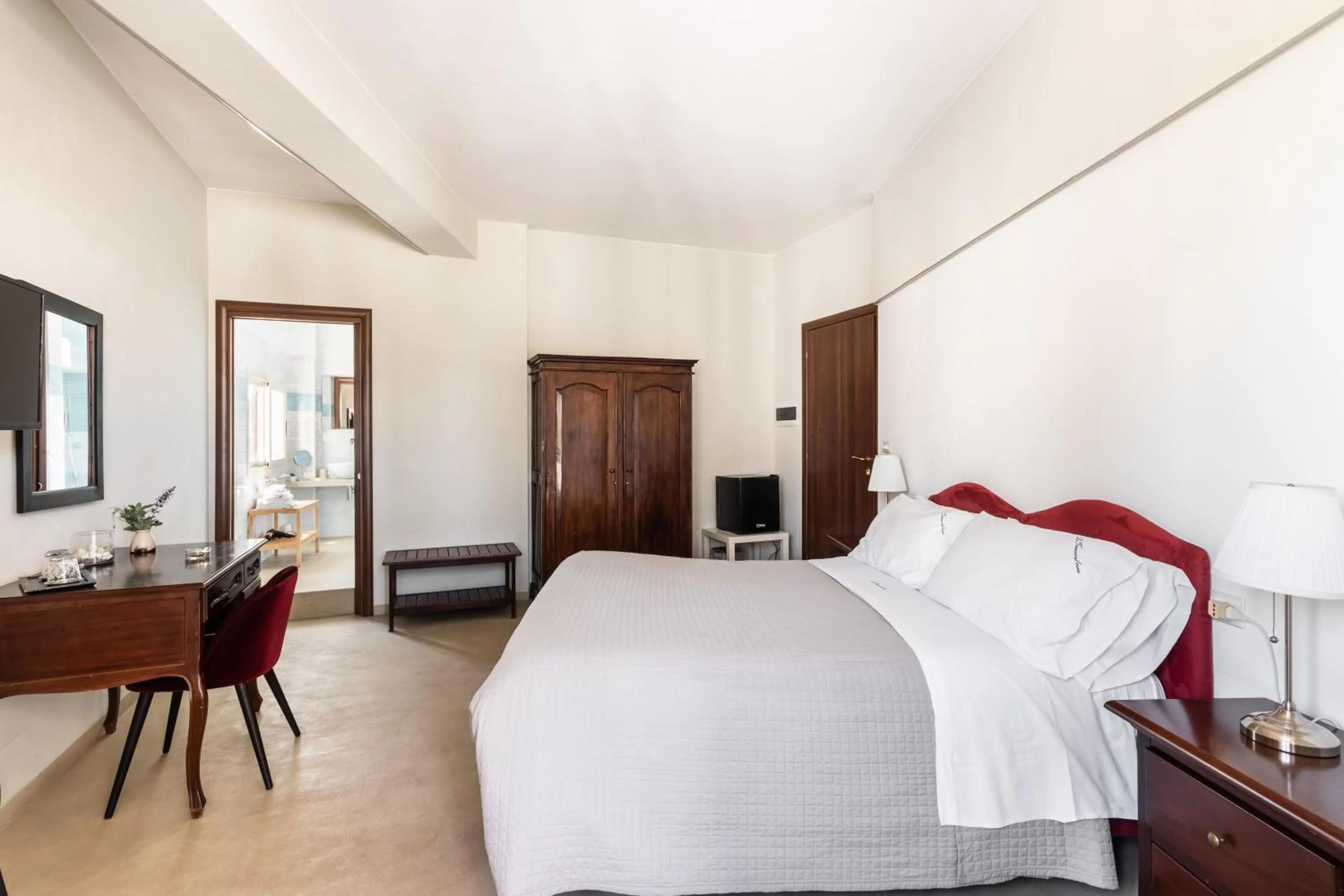 Photo of the whole room, Bed in B&B La terrazza sul mare