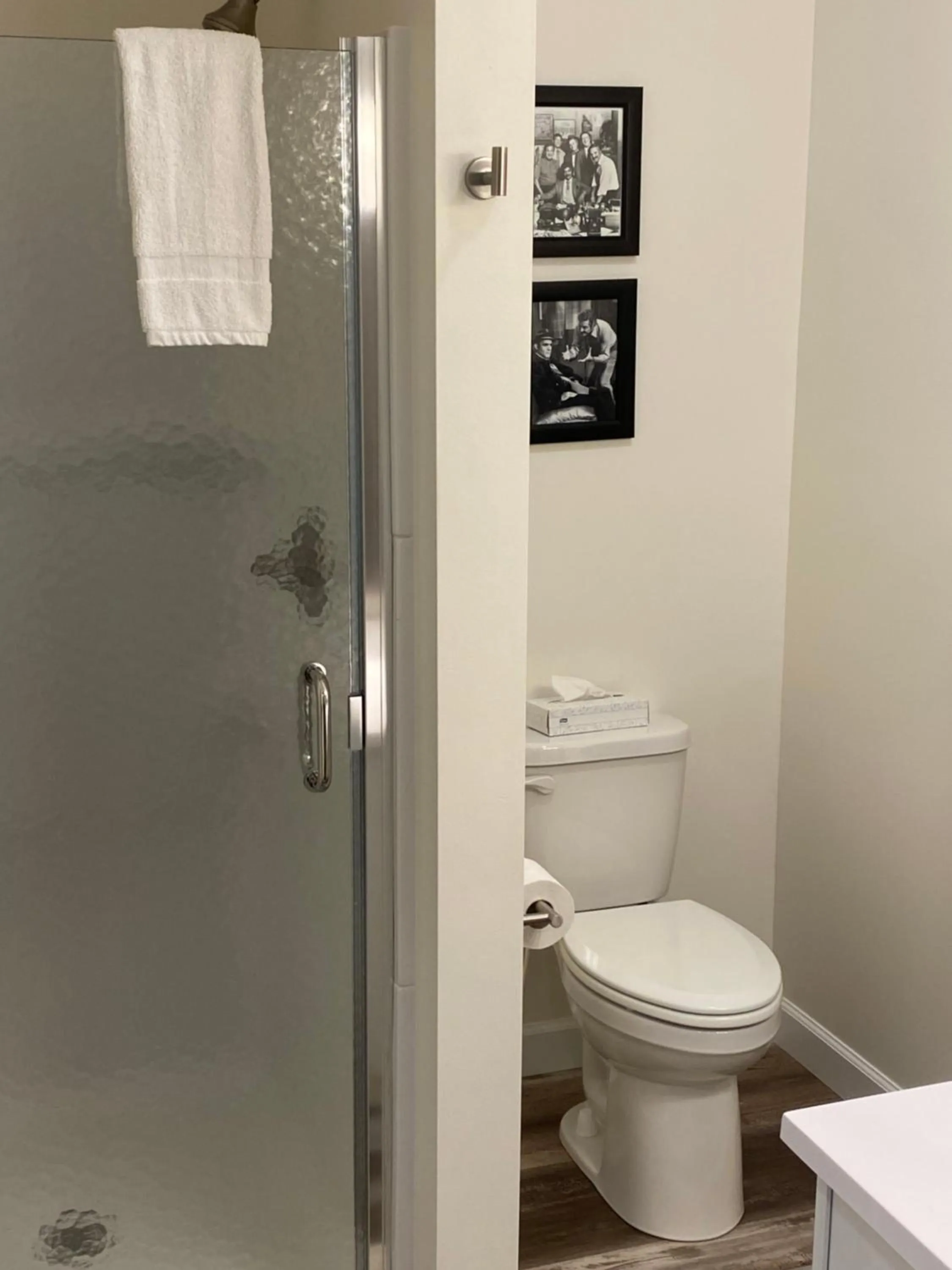 Hermann Crown Suites