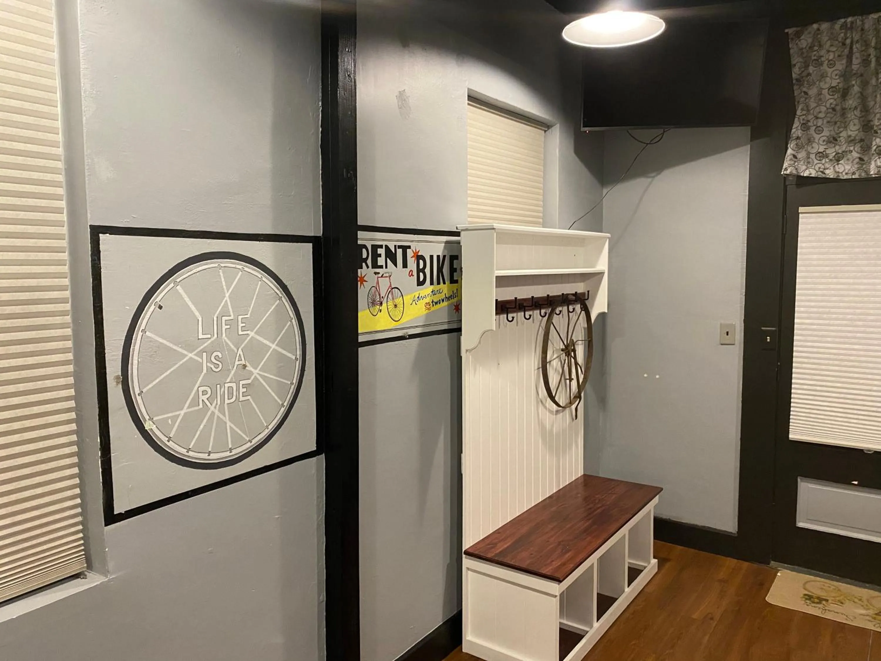 Hermann Crown Suites