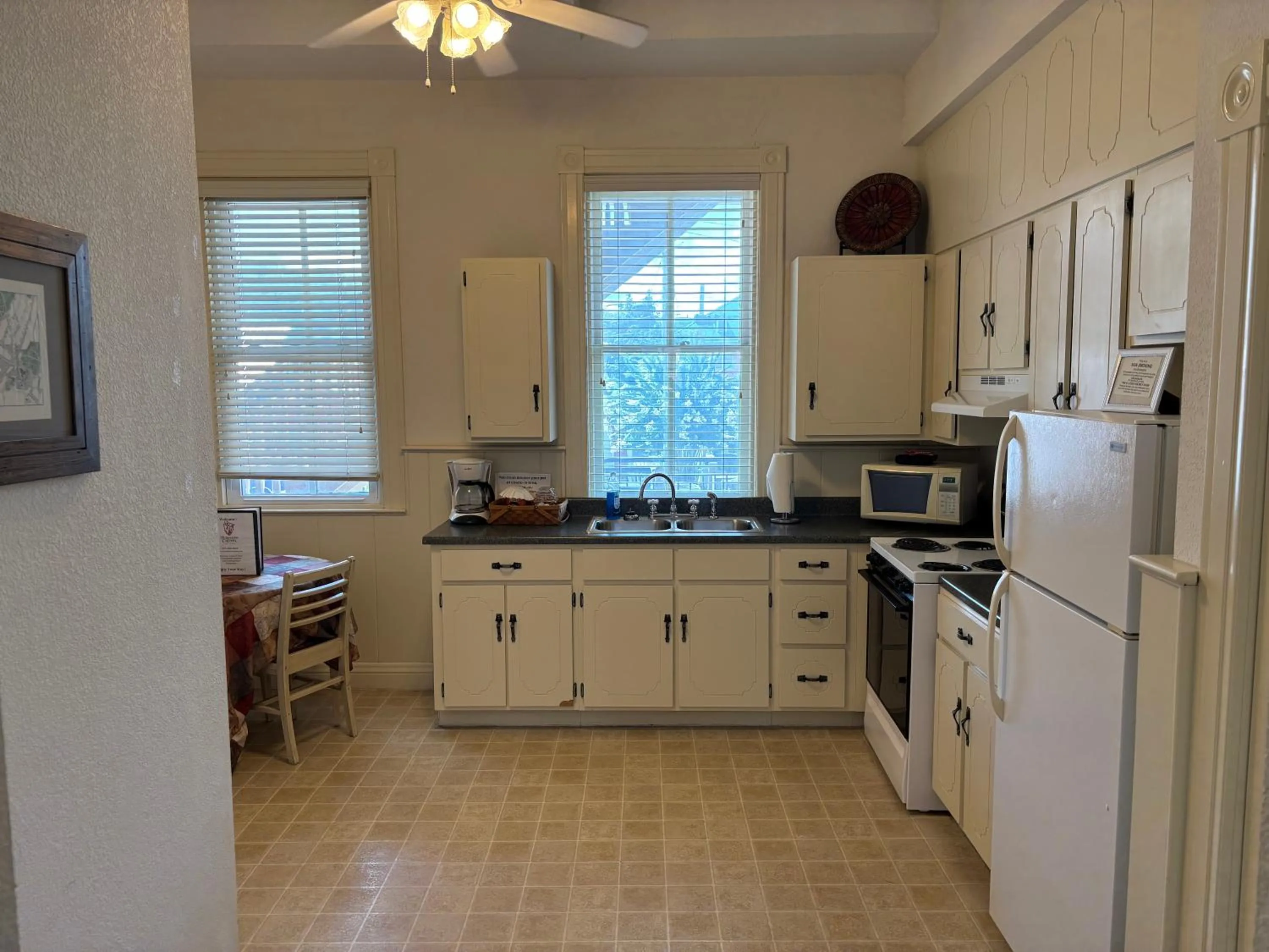 kitchen in Hermann Crown Suites
