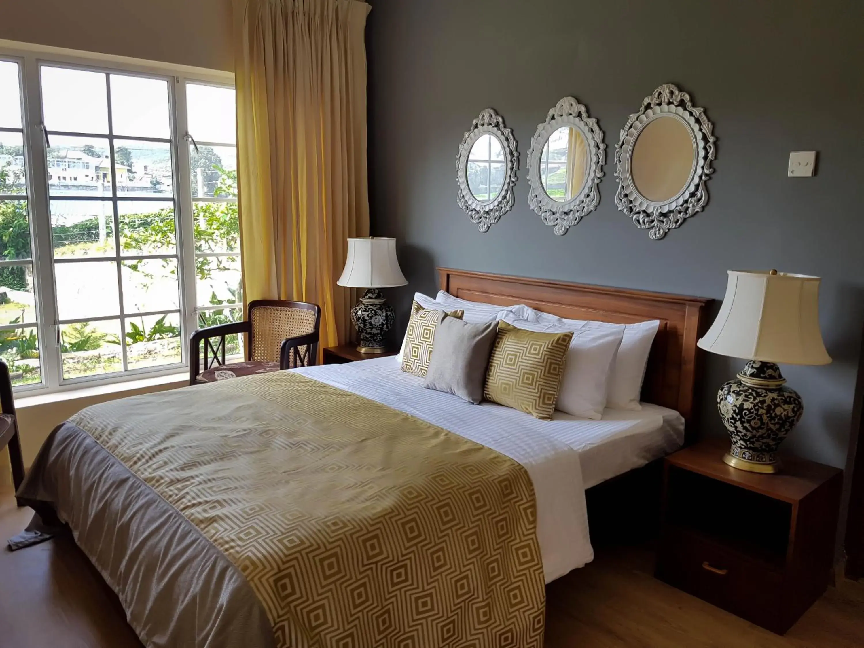 Queen Room with Garden View in The Tea Garden Queen Room with Garden View in The Tea Garden