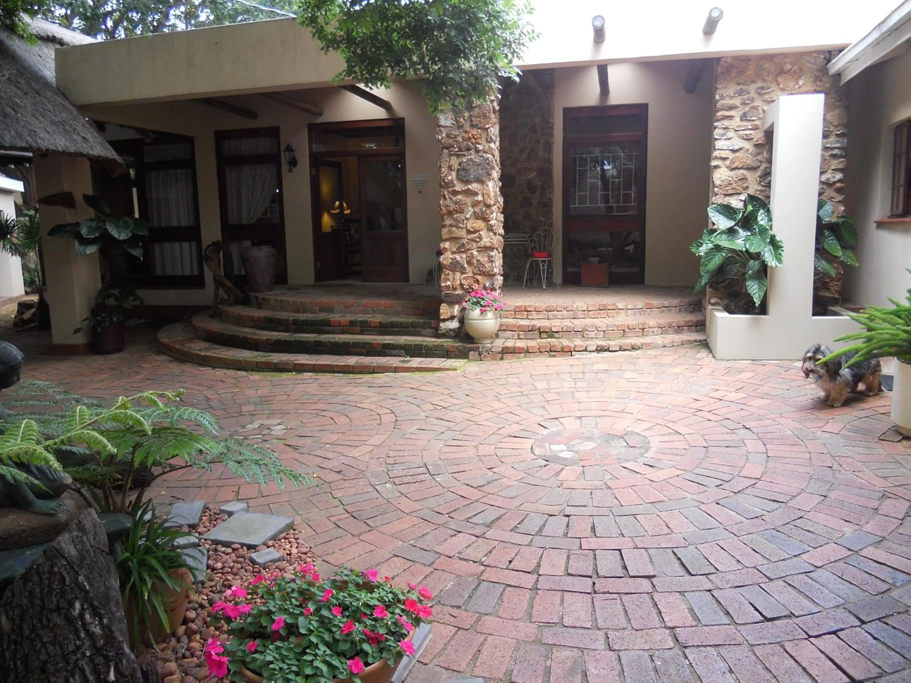 Patio in Centurion Guest House and Lodge
