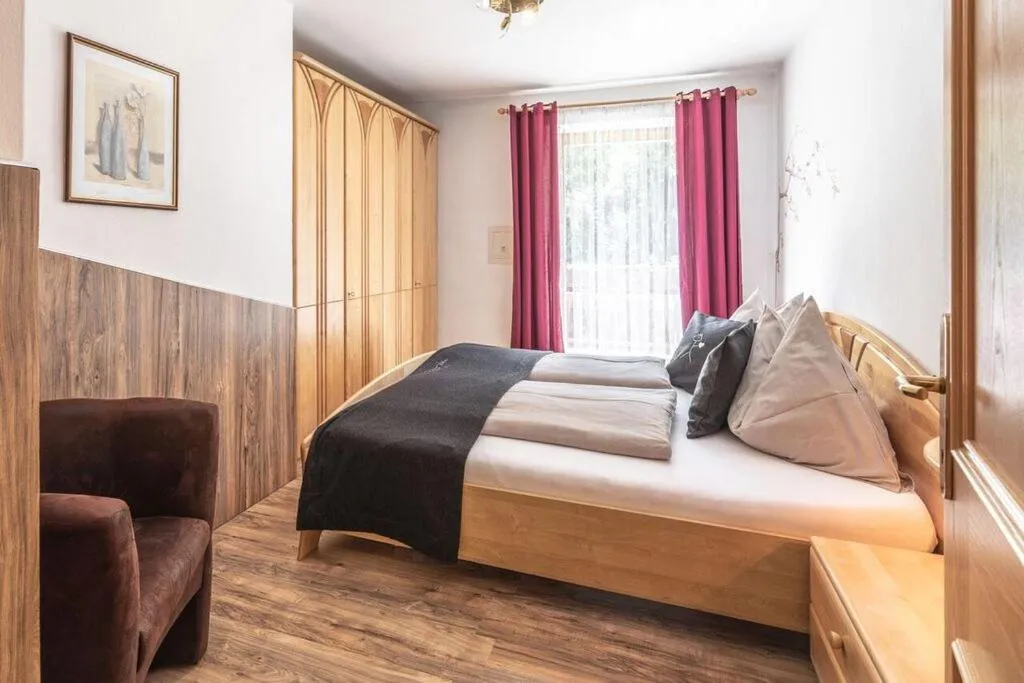Bedroom, Bed in XL Appartements Steinhaus