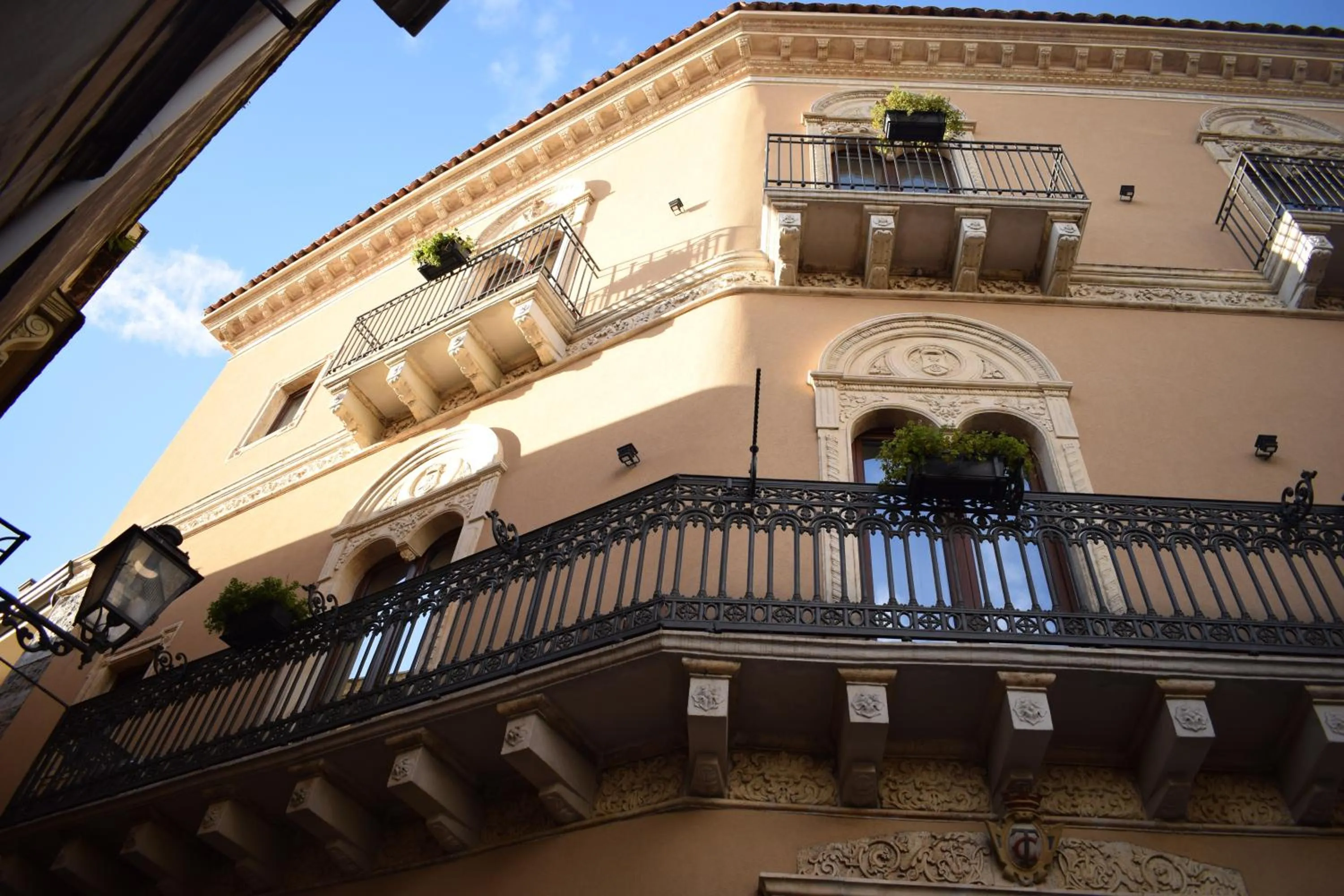 Property building in Cento Tari' Guest House