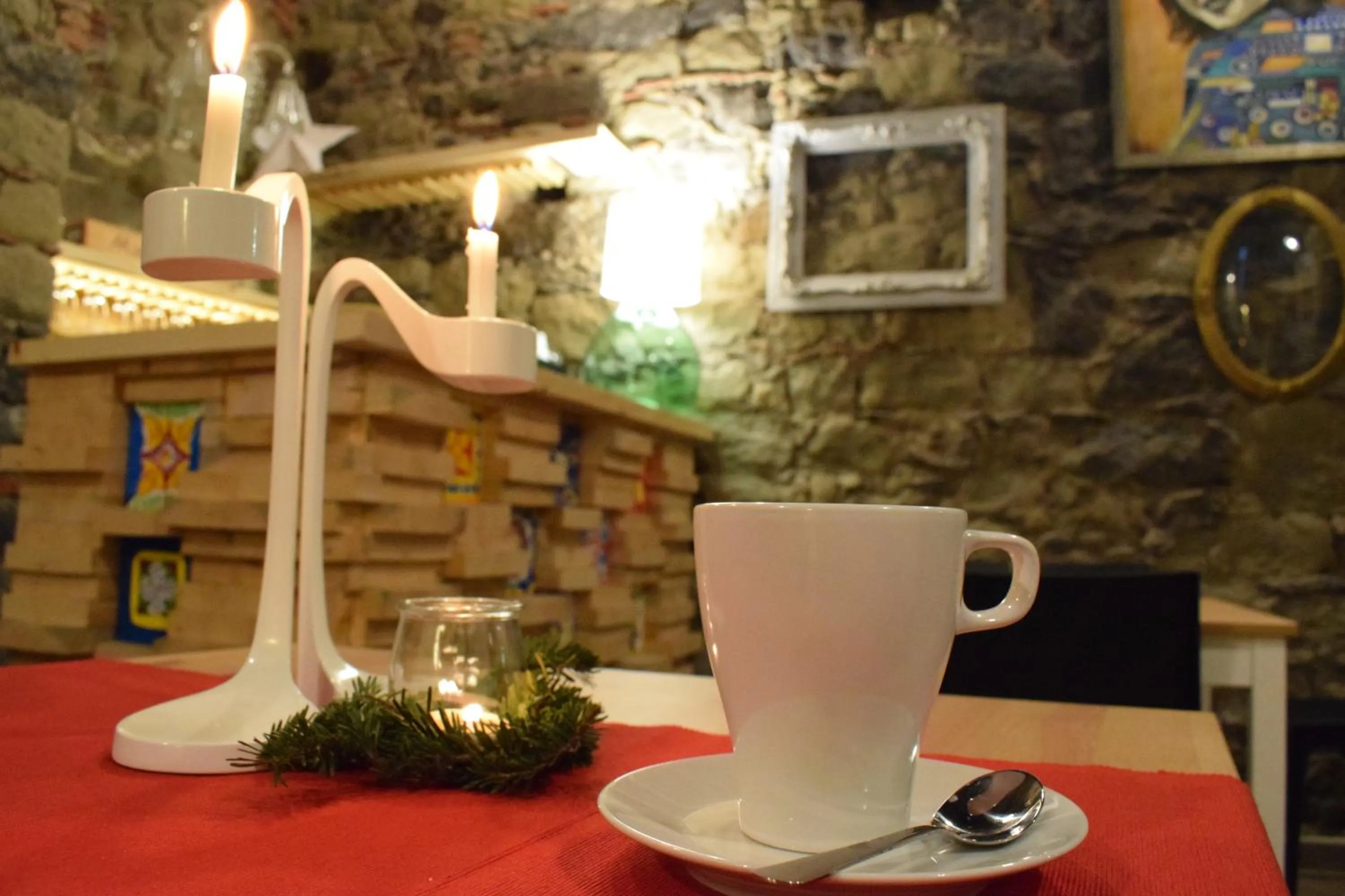 Restaurant/places to eat in Cento Tari' Guest House