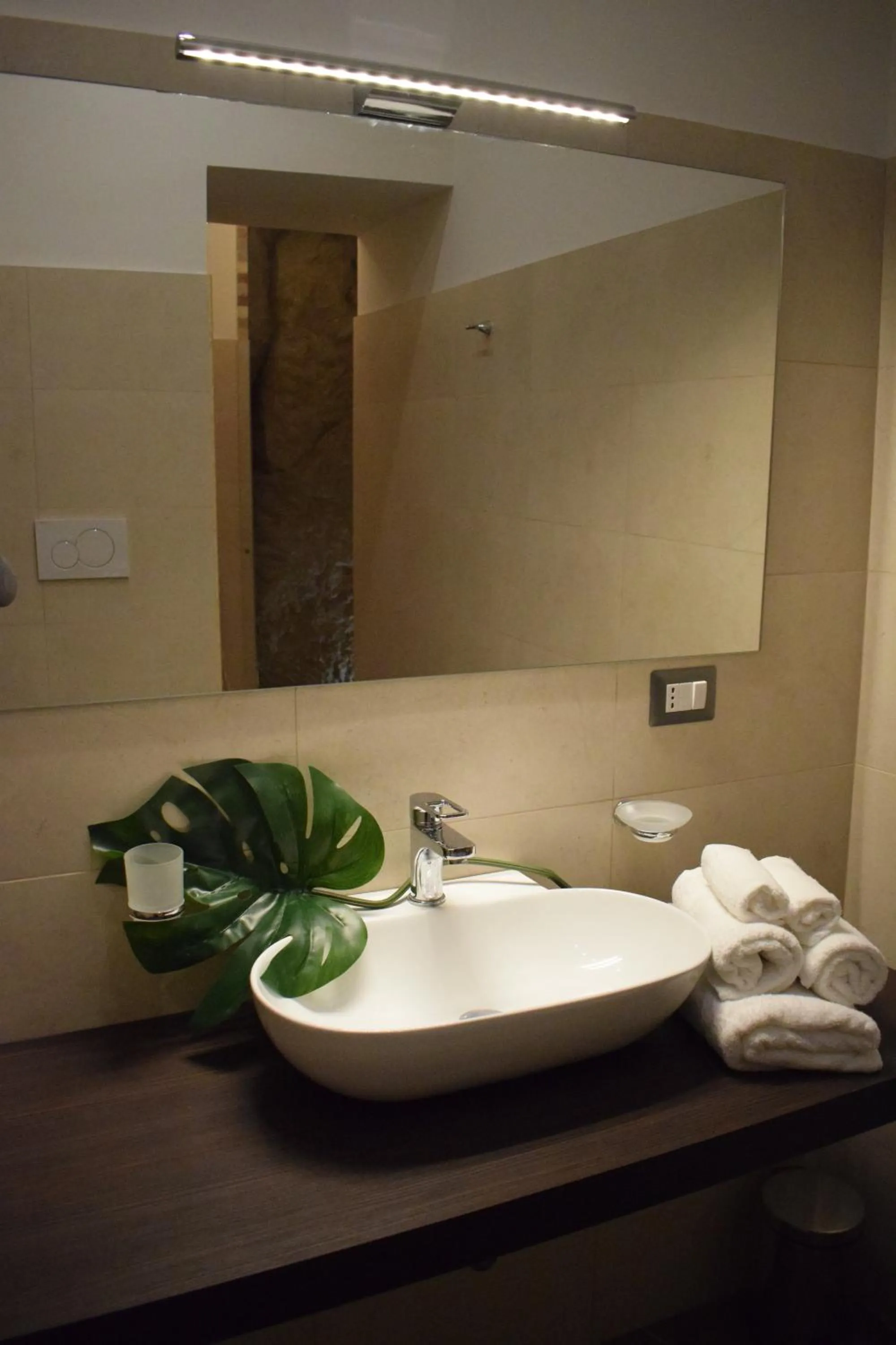 Cento Tari' Guest House