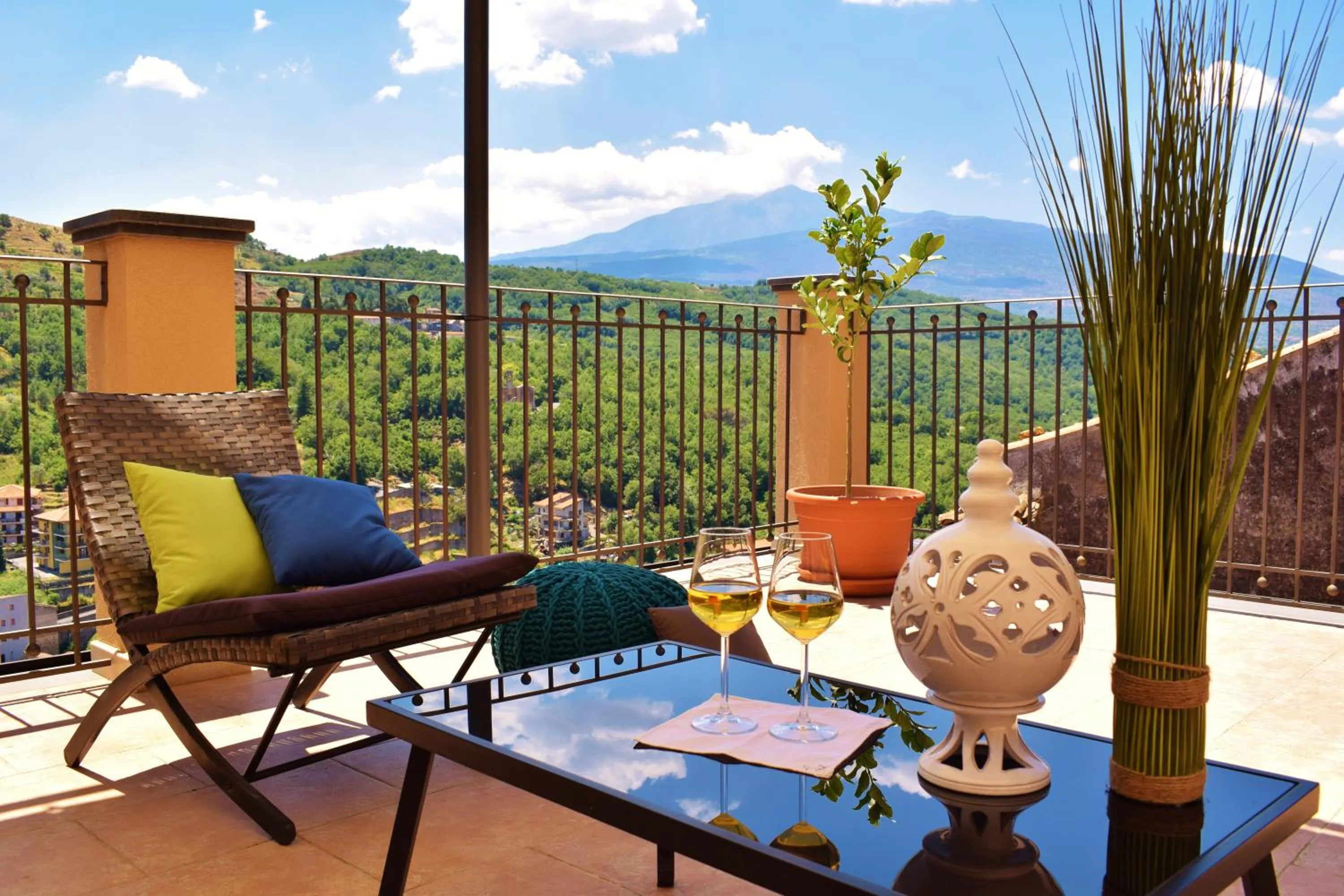 Cento Tari' Guest House