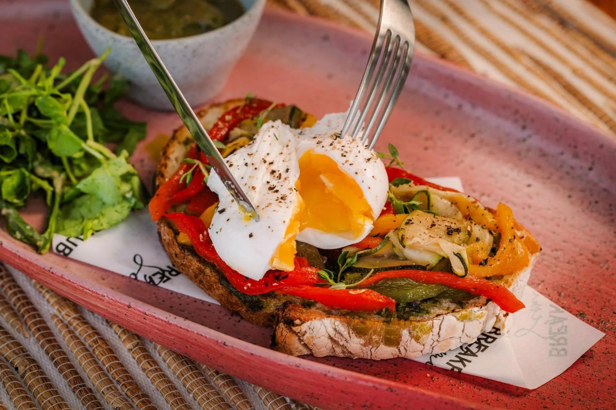 Restaurant/places to eat in Hotel Indigo Bali Seminyak Beach by IHG