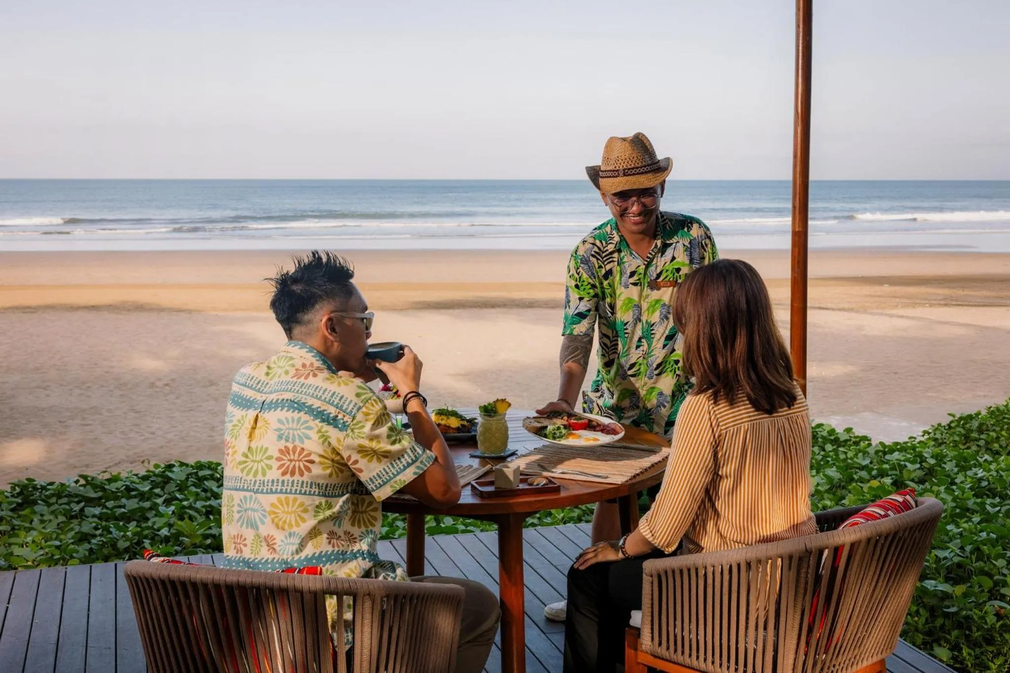 Restaurant/places to eat in Hotel Indigo Bali Seminyak Beach by IHG