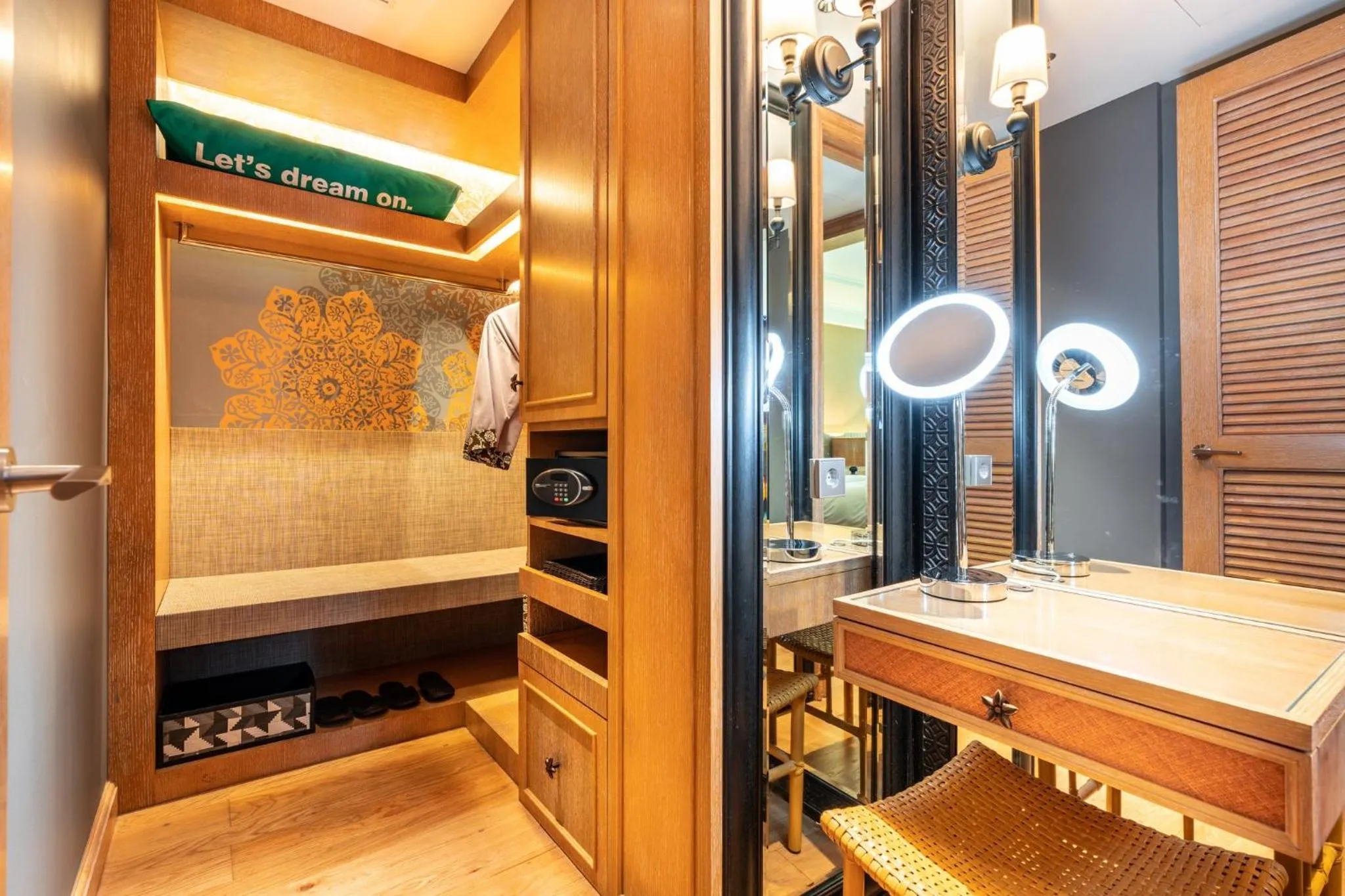 Bedroom in Hotel Indigo Bali Seminyak Beach by IHG