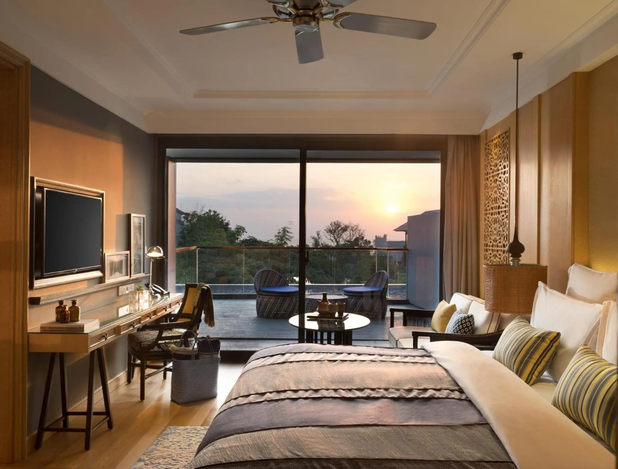 Photo of the whole room, Bed in Hotel Indigo Bali Seminyak Beach by IHG