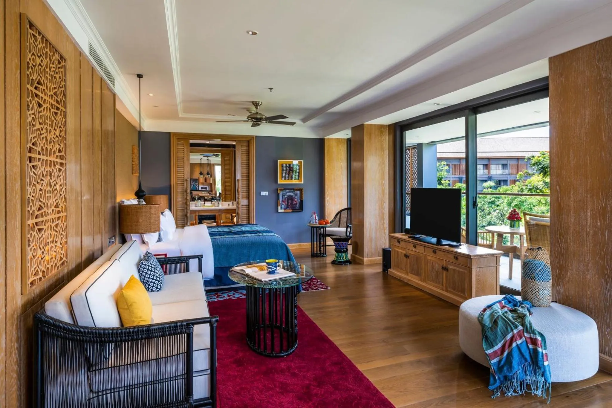 Photo of the whole room in Hotel Indigo Bali Seminyak Beach by IHG