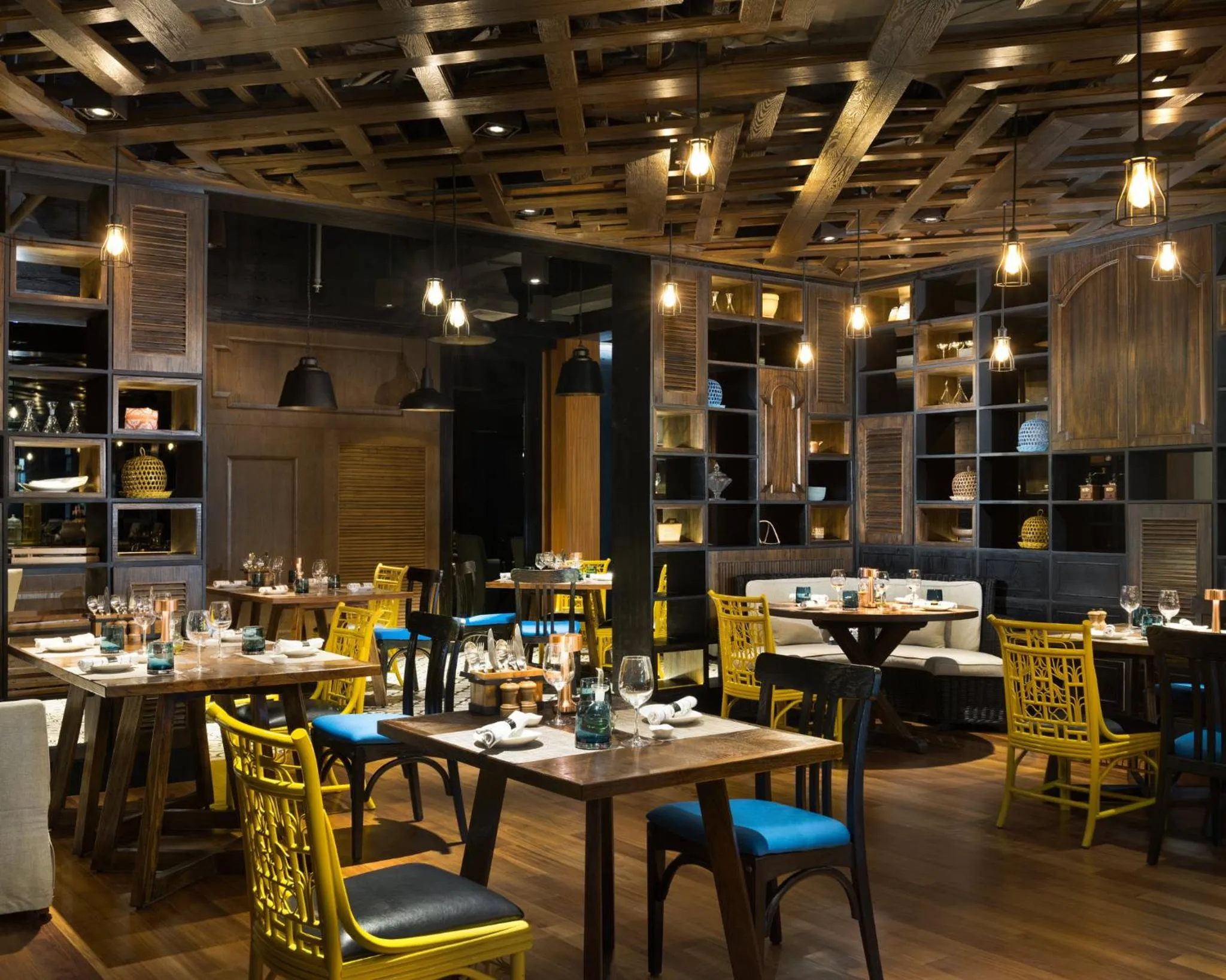 Restaurant/places to eat in Hotel Indigo Bali Seminyak Beach by IHG