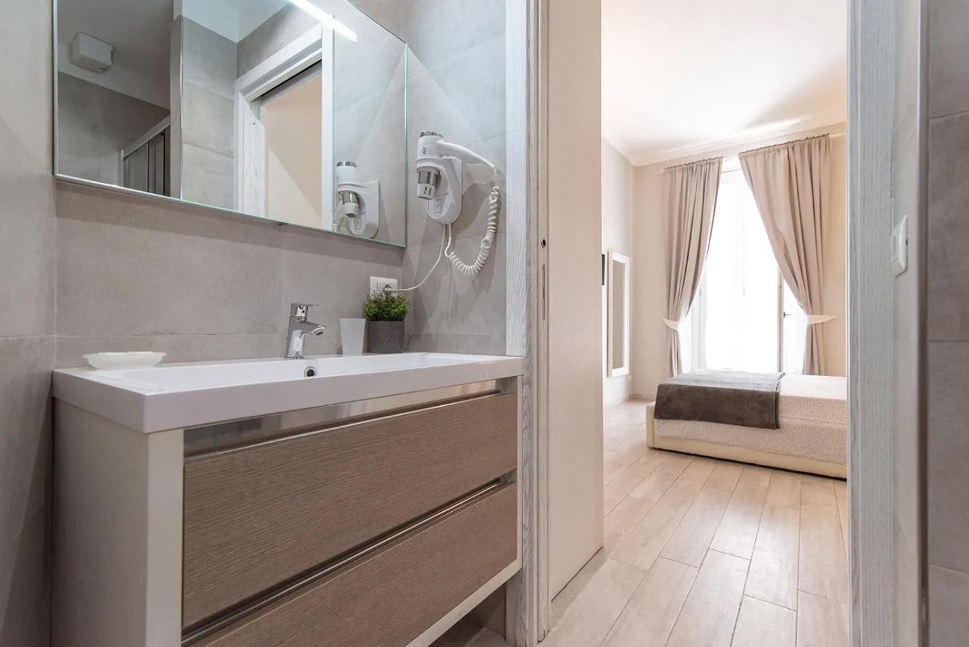 Central Vatican Rooms