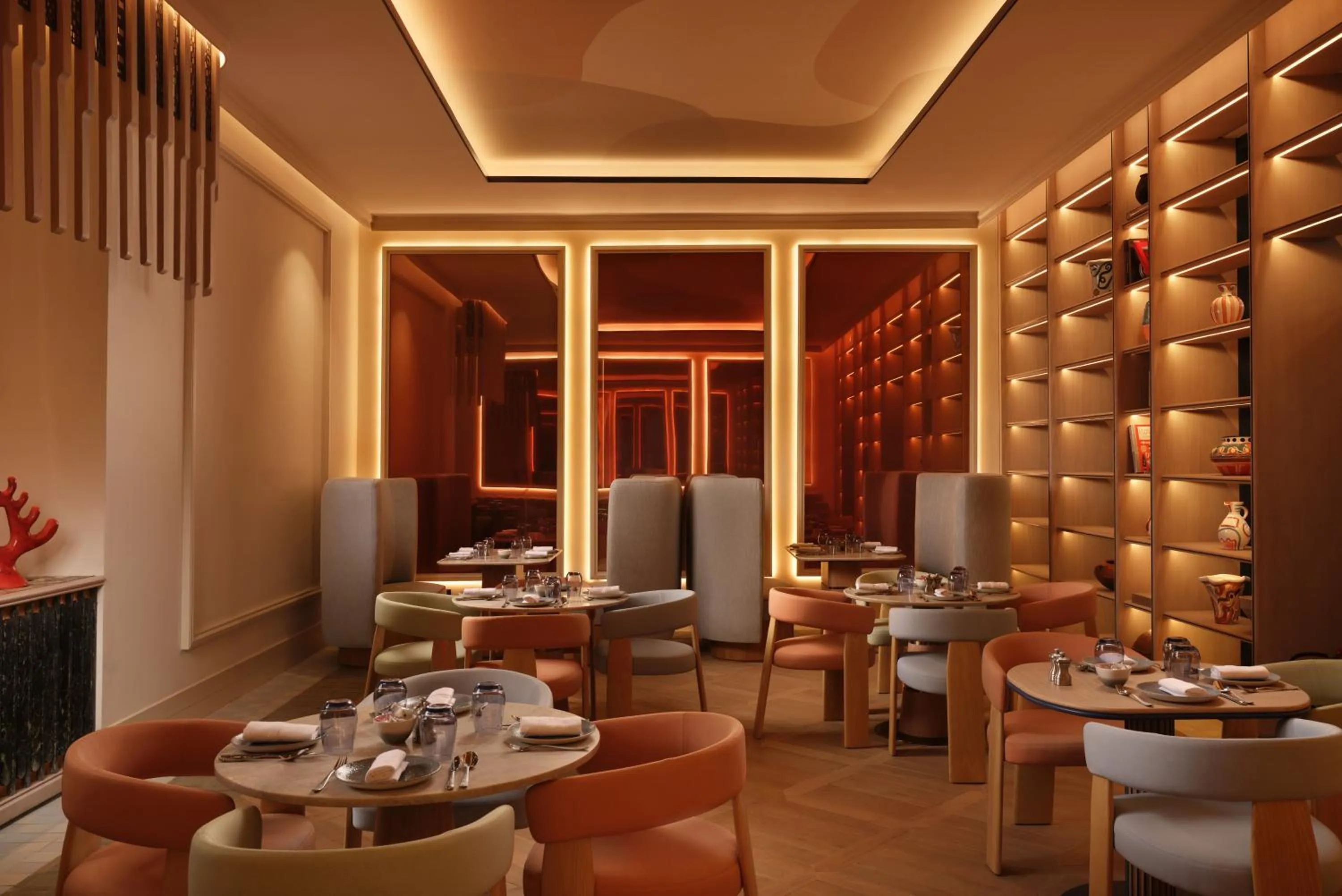 Restaurant/places to eat in The View Rabat