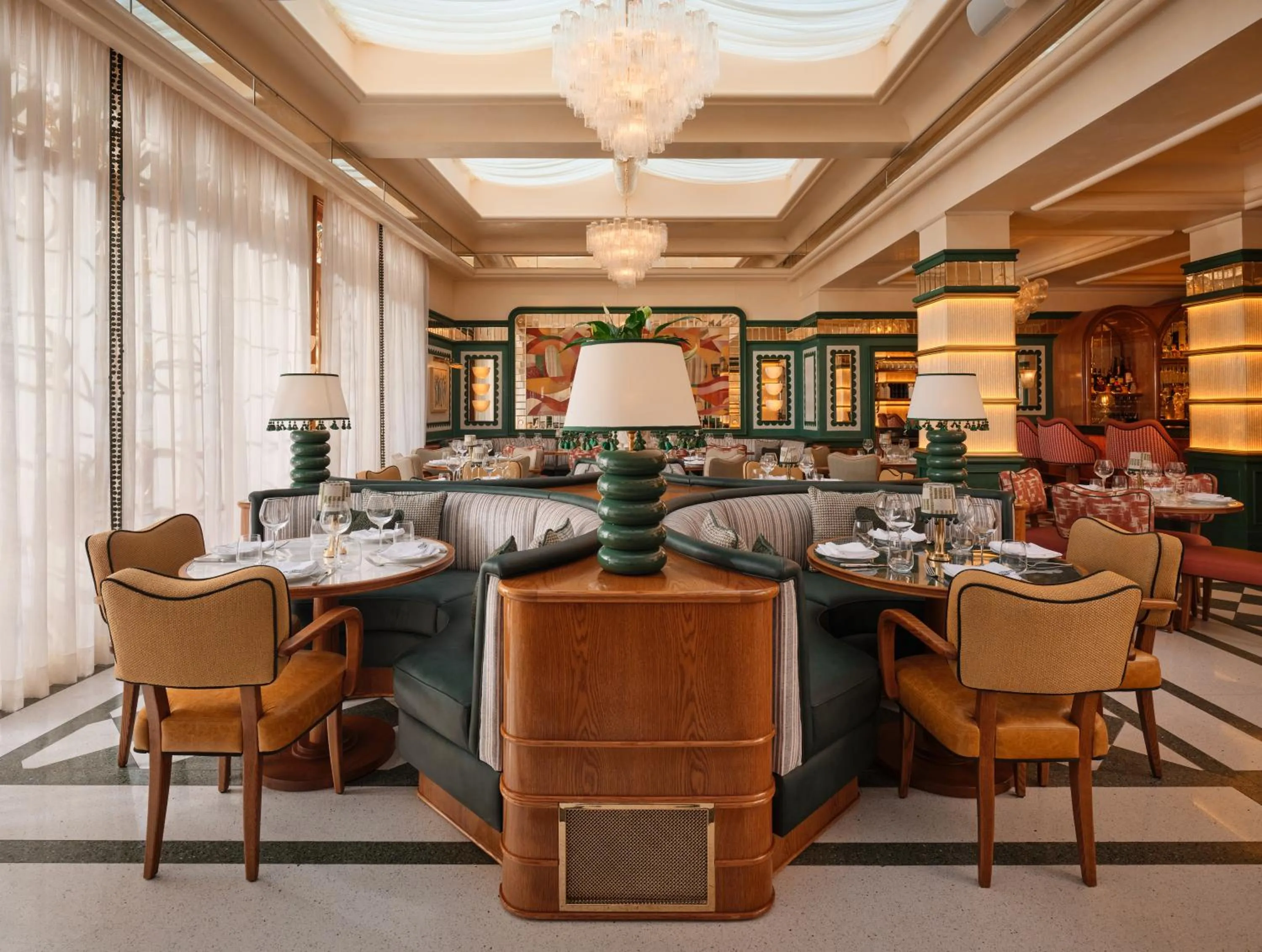 Restaurant/places to eat in The View Rabat