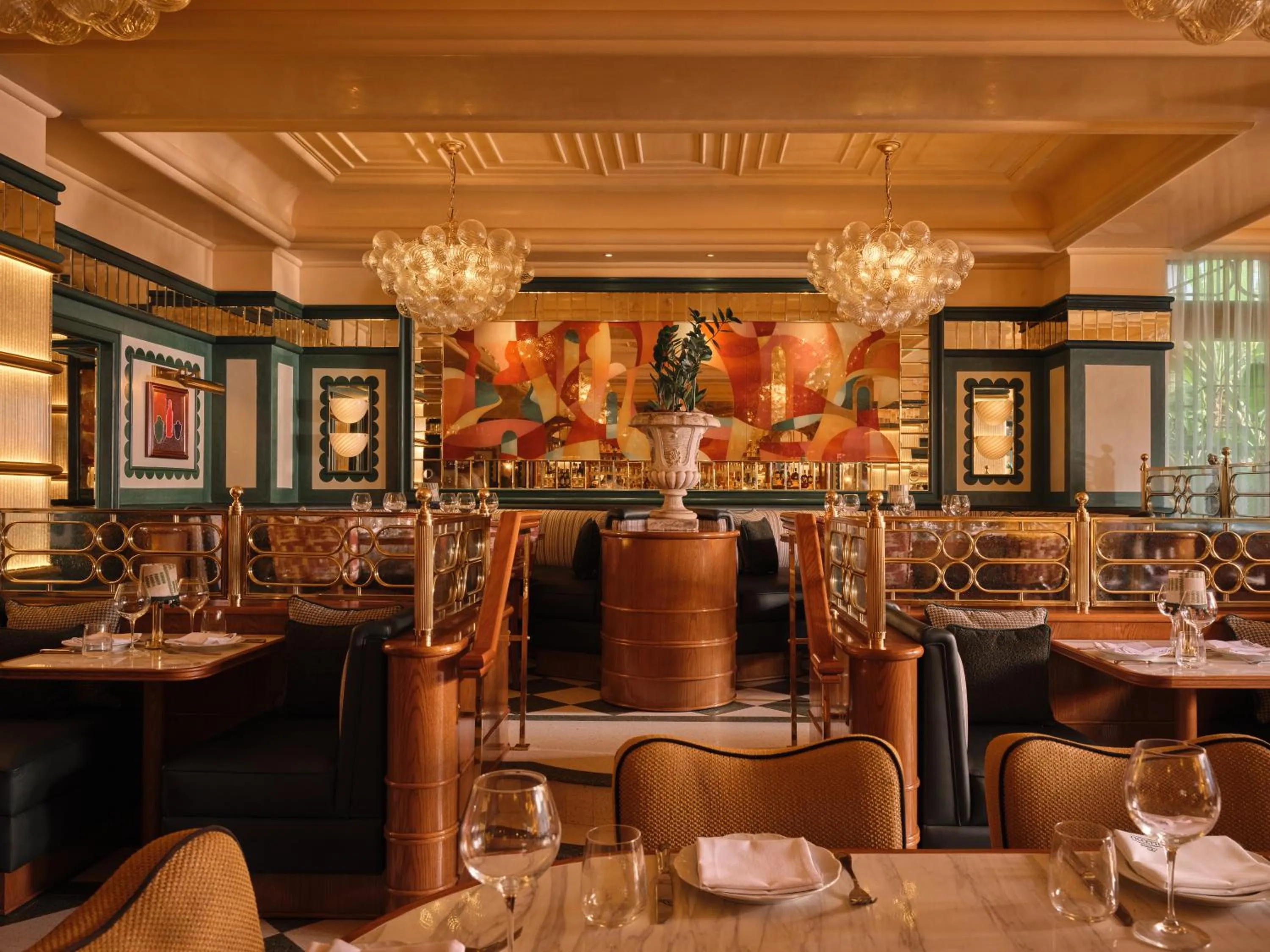 Restaurant/places to eat in The View Rabat