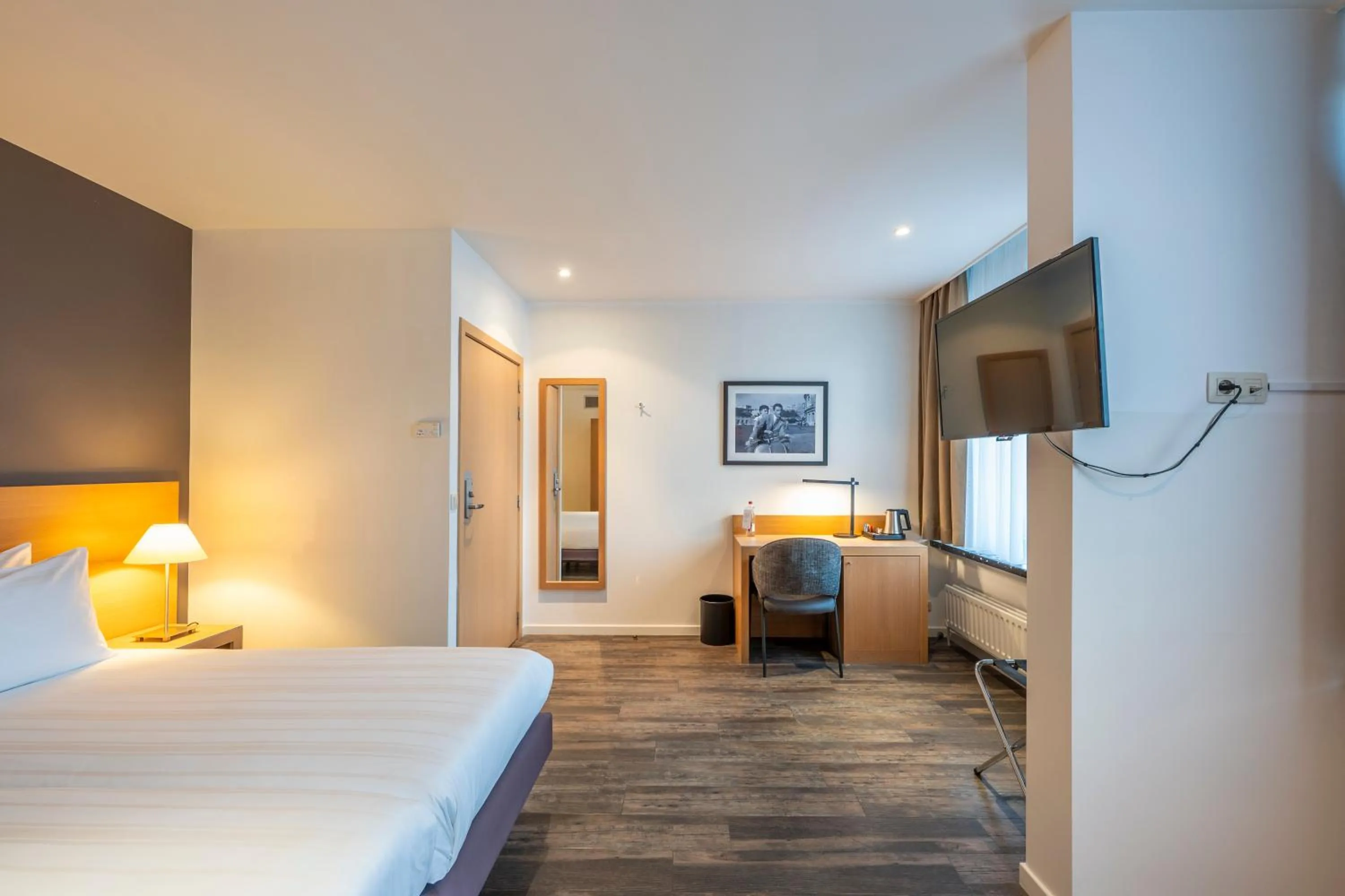 Photo of the whole room, Bed in Serwir Hotel