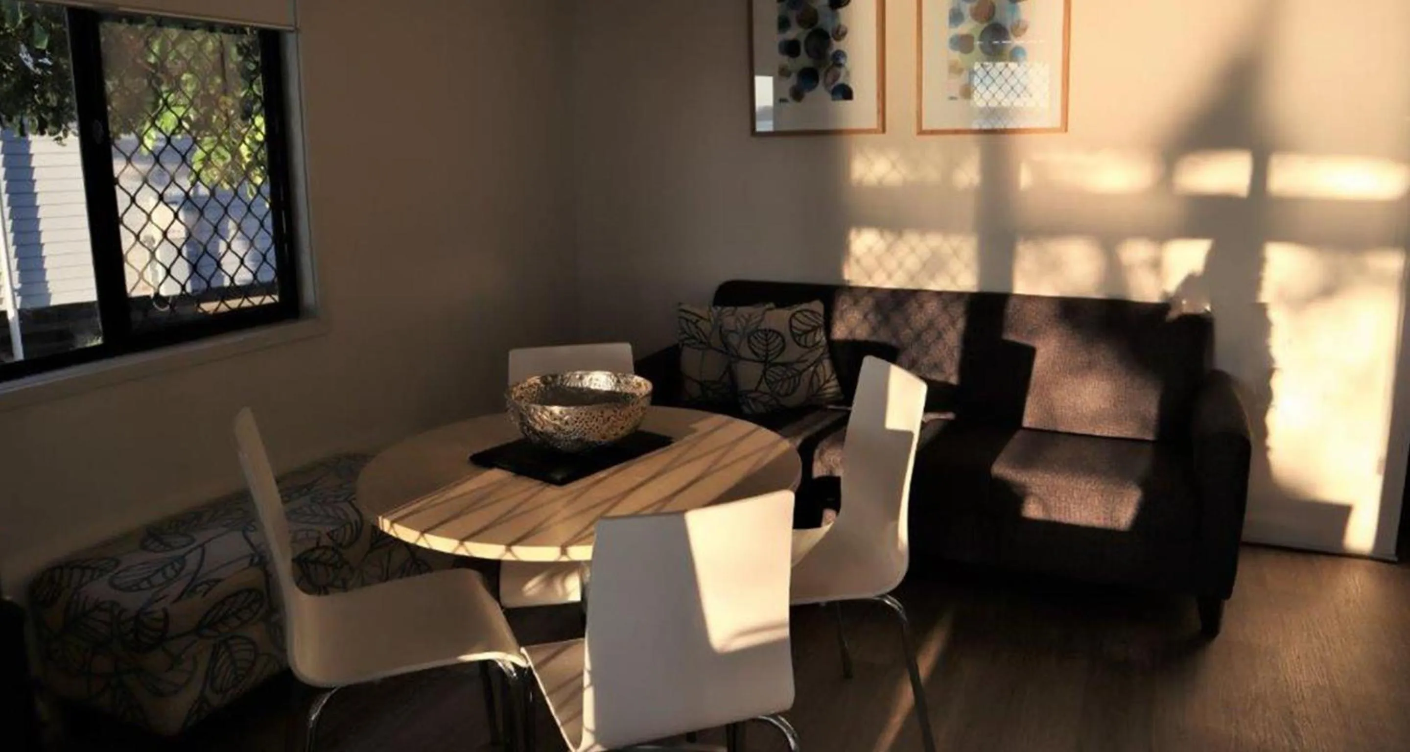 Living room in NRMA Port Macquarie Breakwall Holiday Park