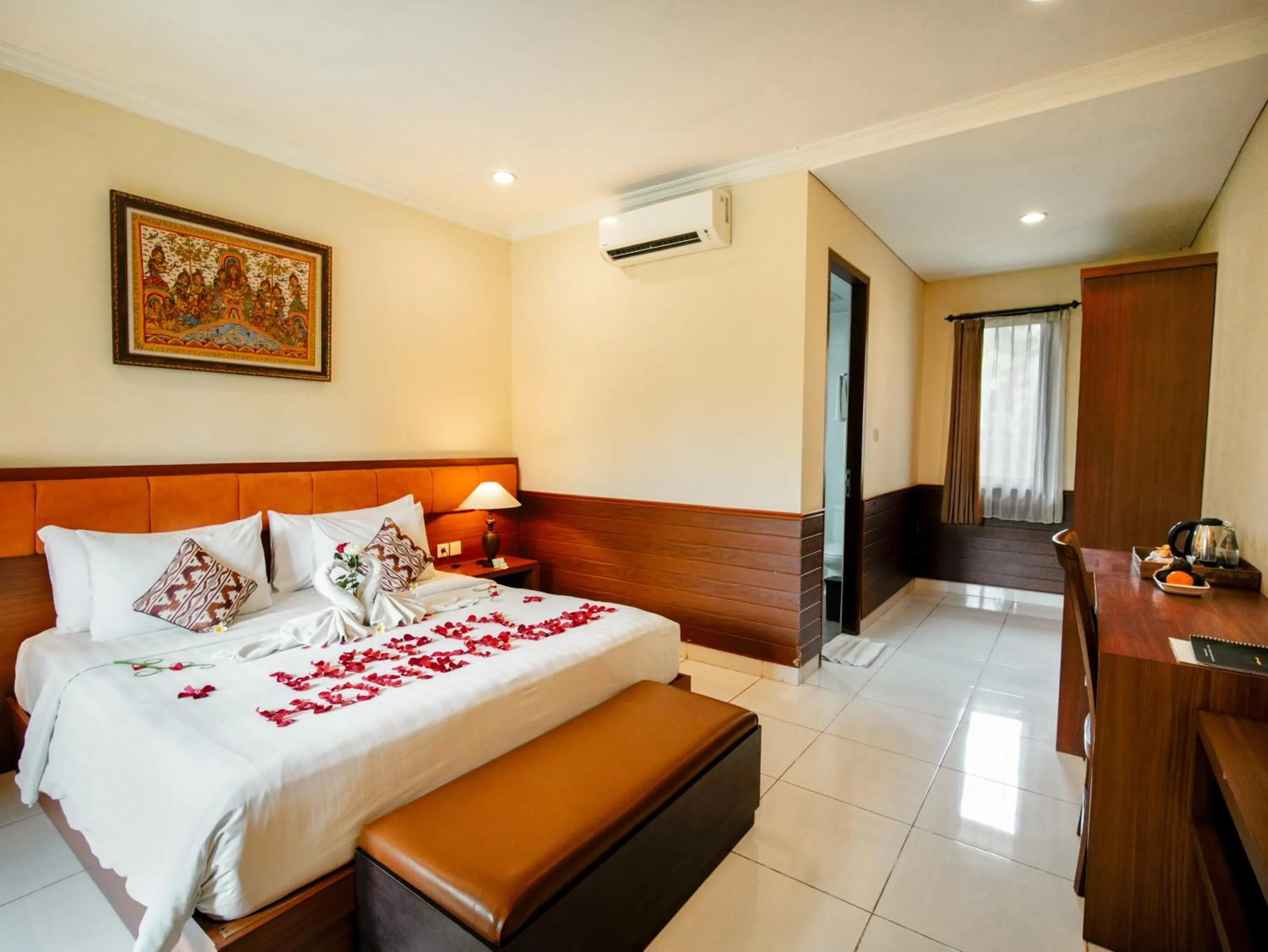 Photo of the whole room, Bed in Pondok Massas Ubud