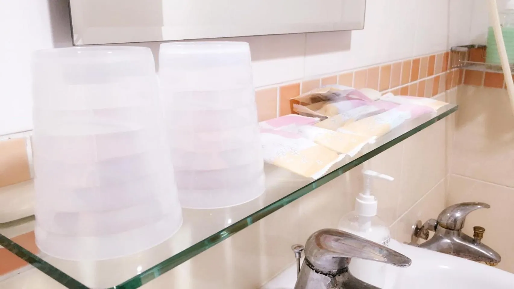 Shower in HFun Hotel