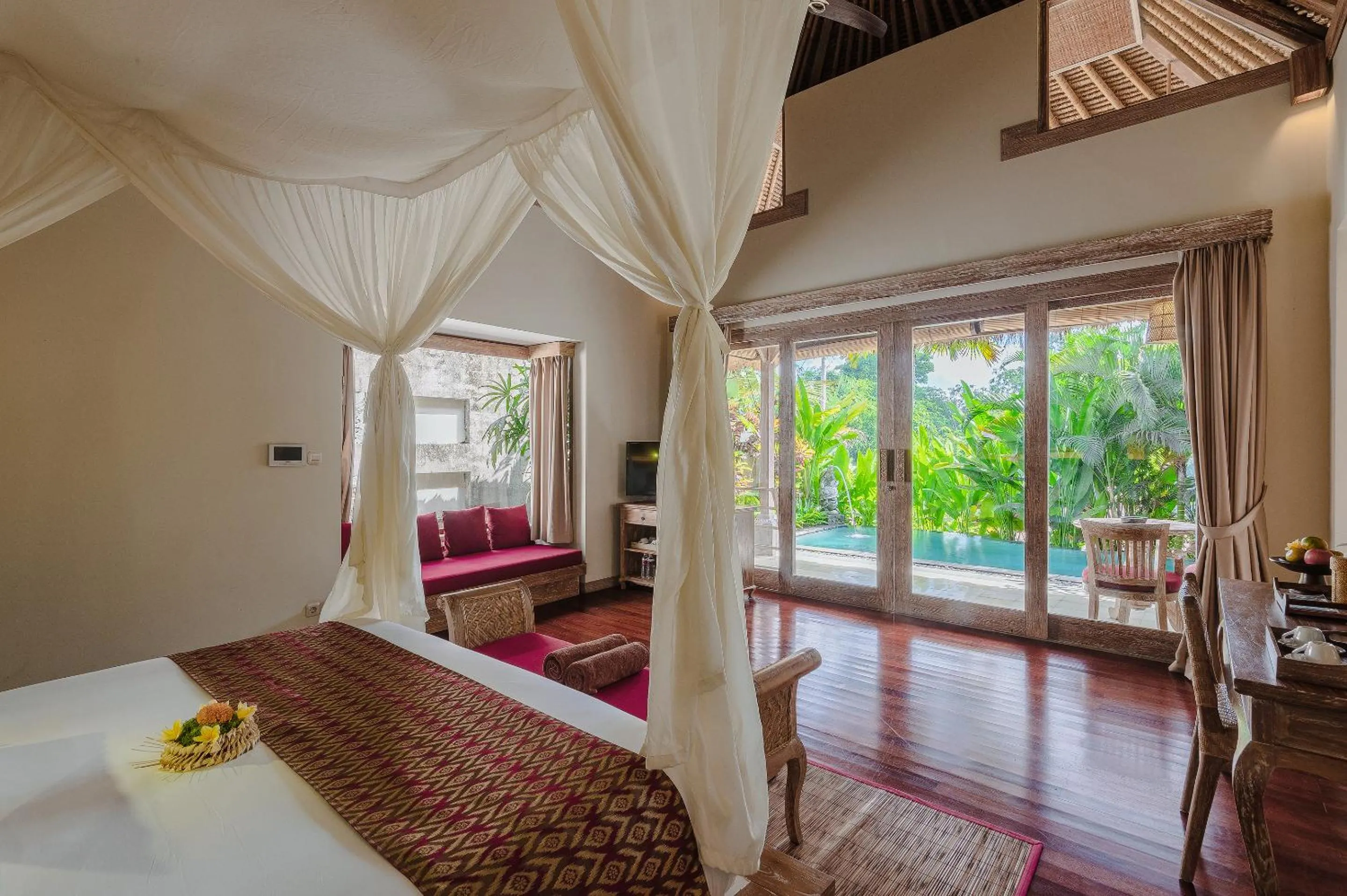 Living room, Bed in The Udaya Resorts and Spa