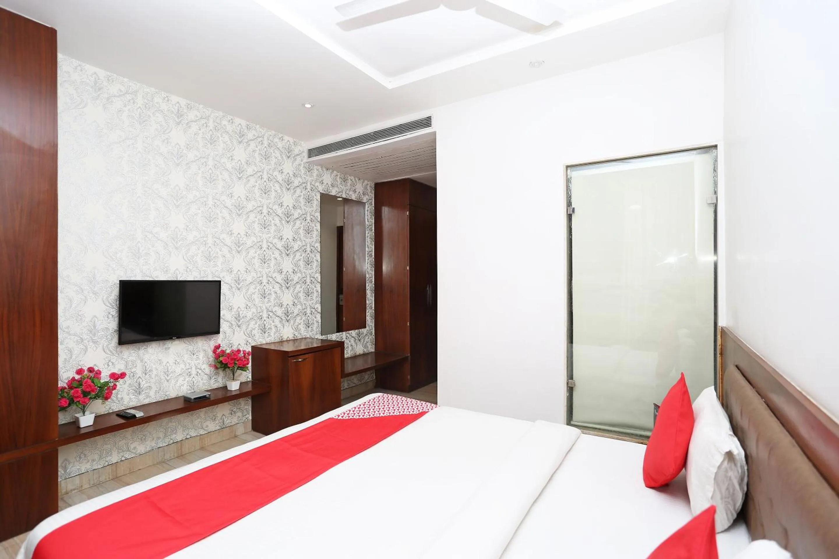 Bedroom in Collection O Sun Park