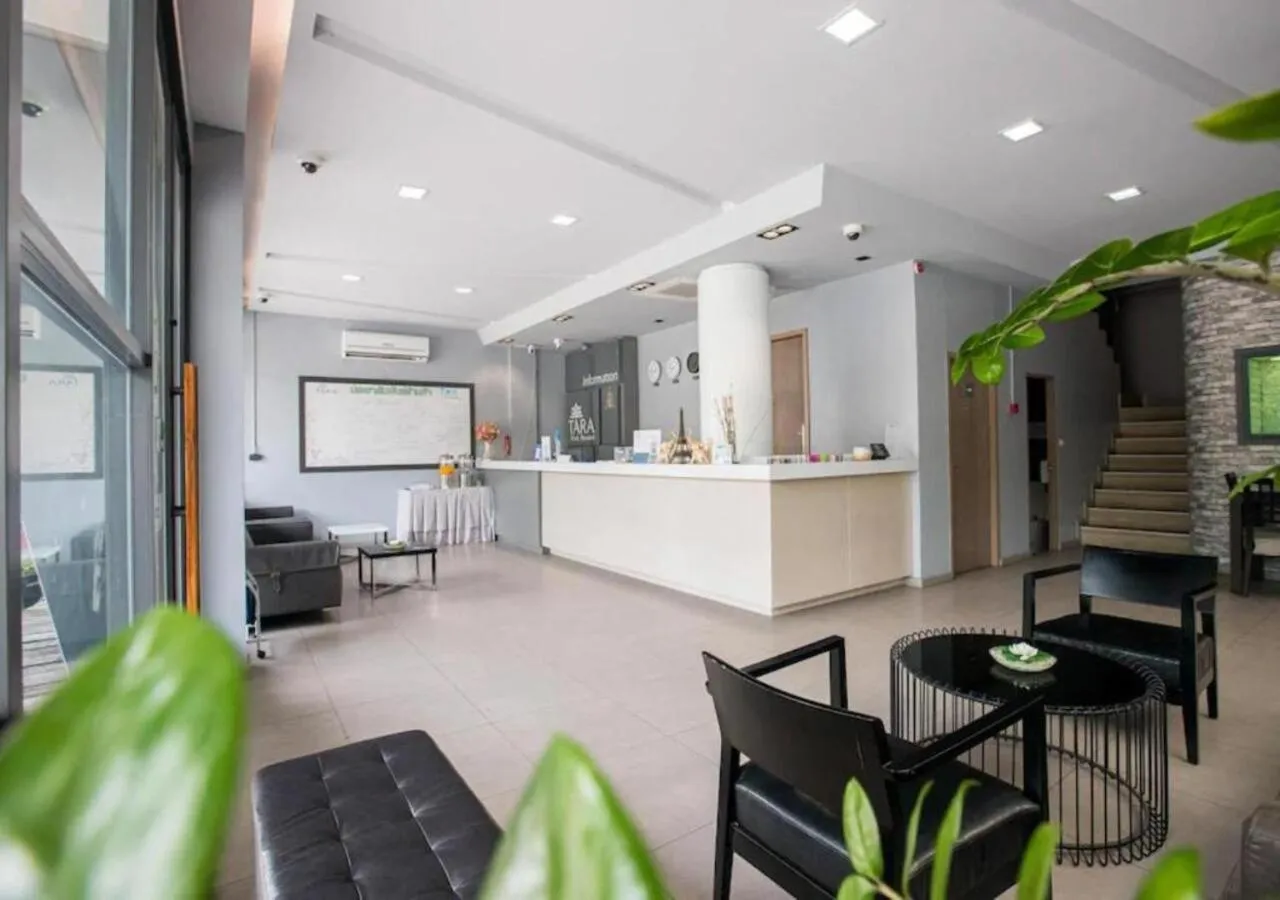 Lobby or reception in Tara Park Resotel